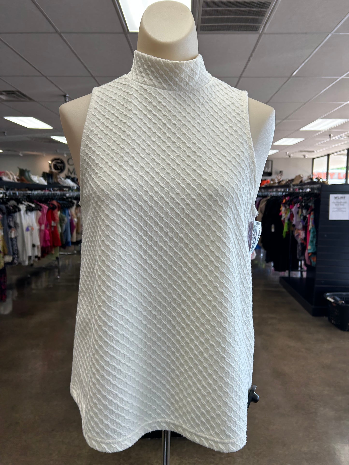Top Sleeveless By Eri + Ali In Cream, Size:S