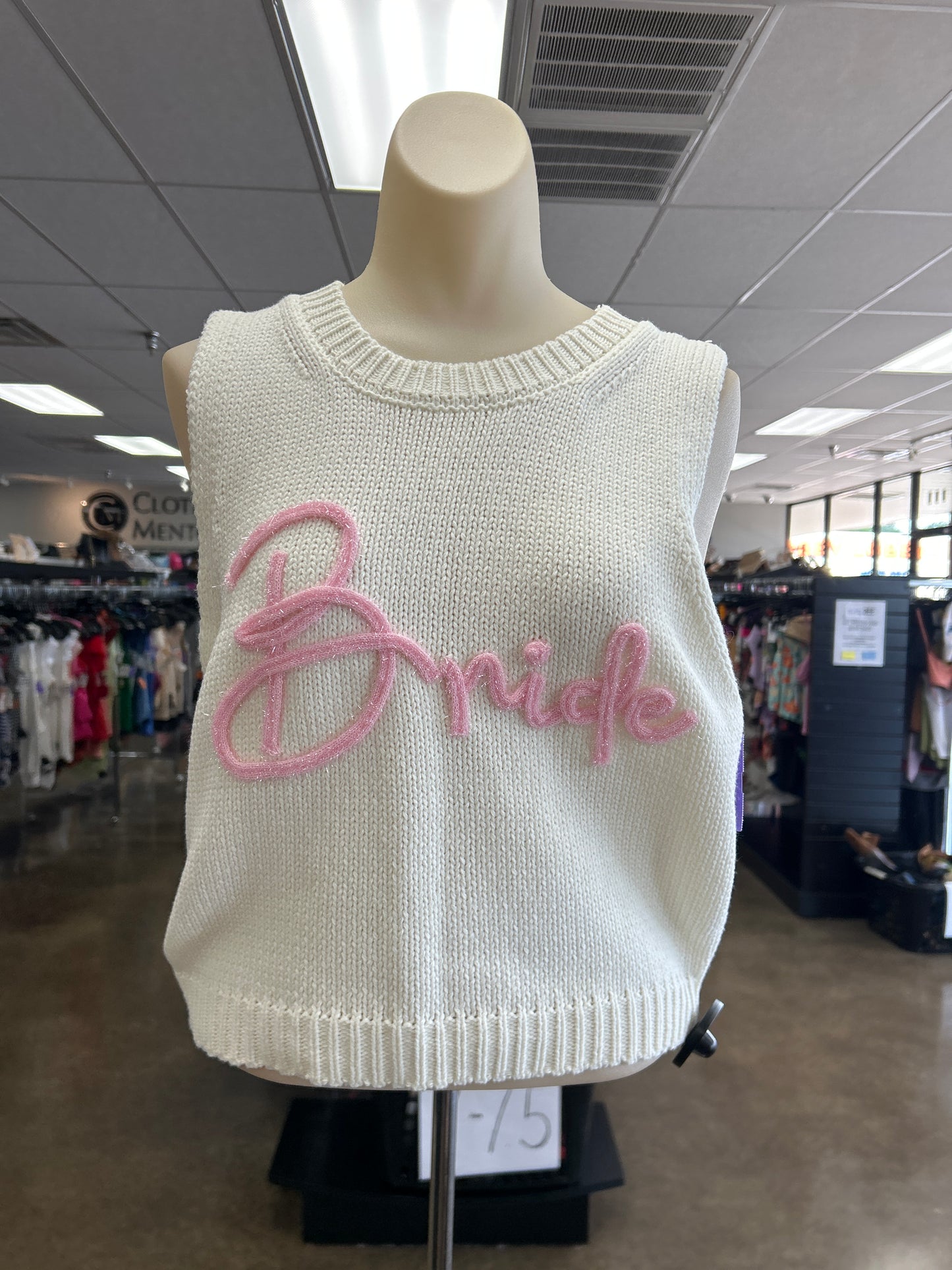 Top Sleeveless By Le Lis In Cream, Size:L
