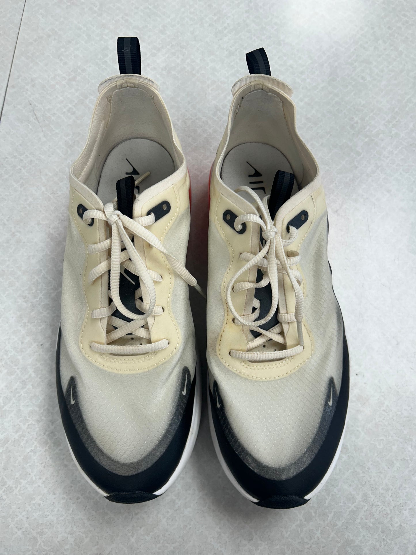 Shoes Athletic By Nike In Cream, Size:8