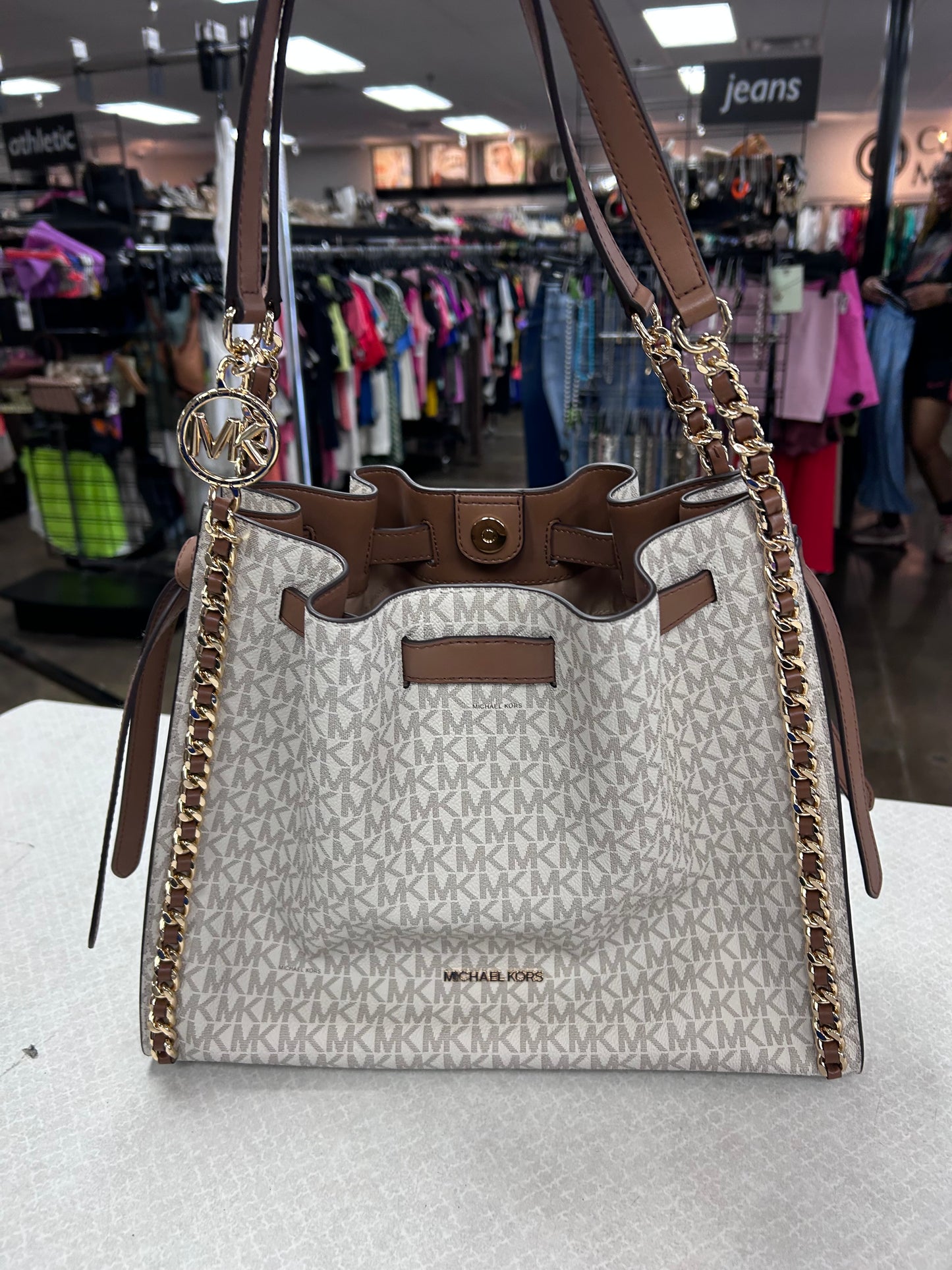 Handbag Designer By Michael Kors In Tan & White, Size:Medium