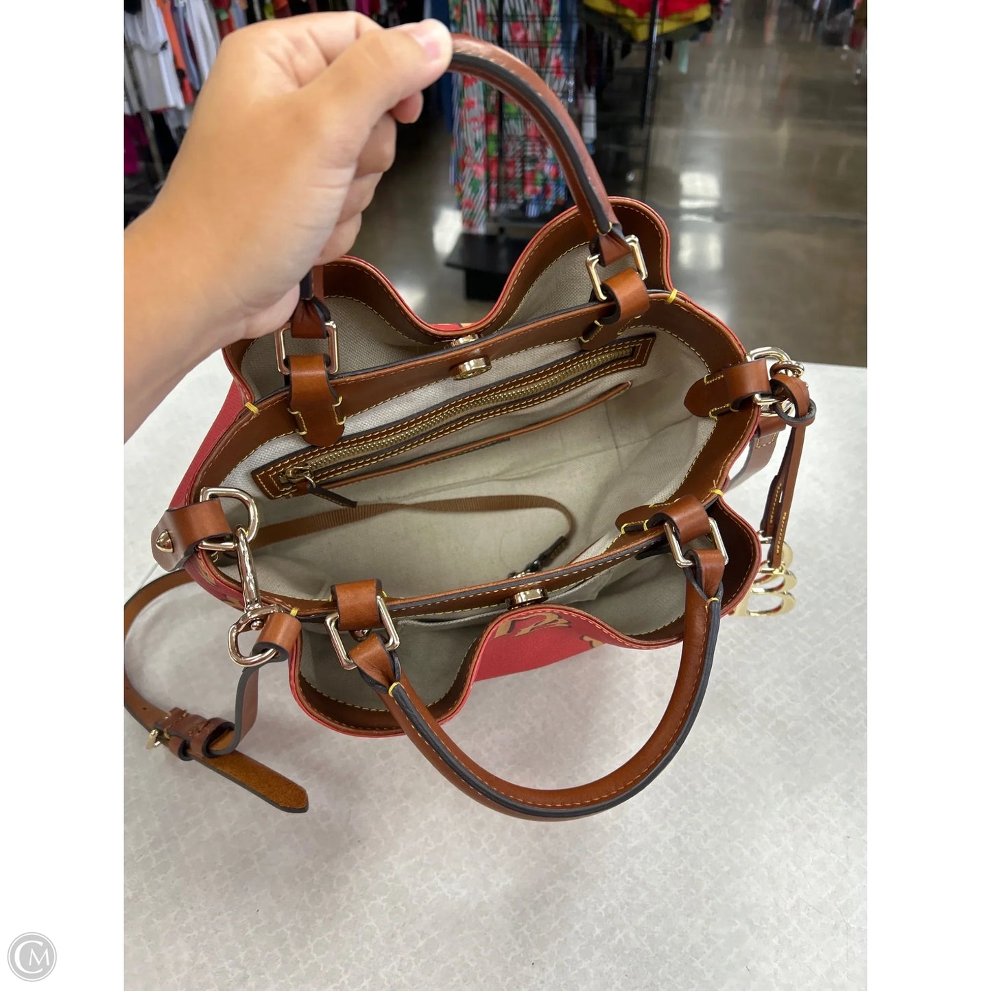 Crossbody Designer By Patricia Nash In Floral Print, Size:Medium