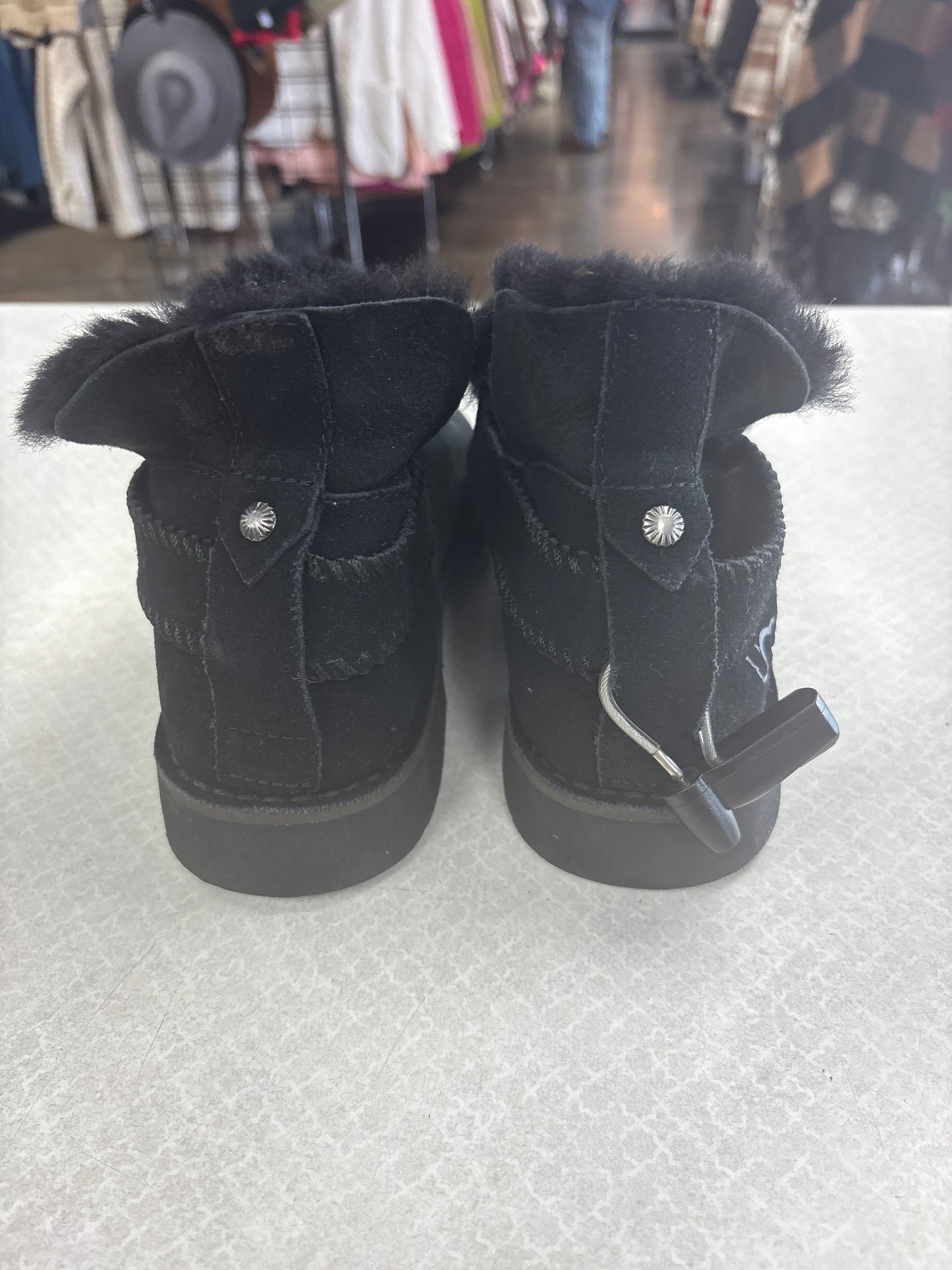 BOOTS DESIGNER by UGG In BLACK, Size: 9.5