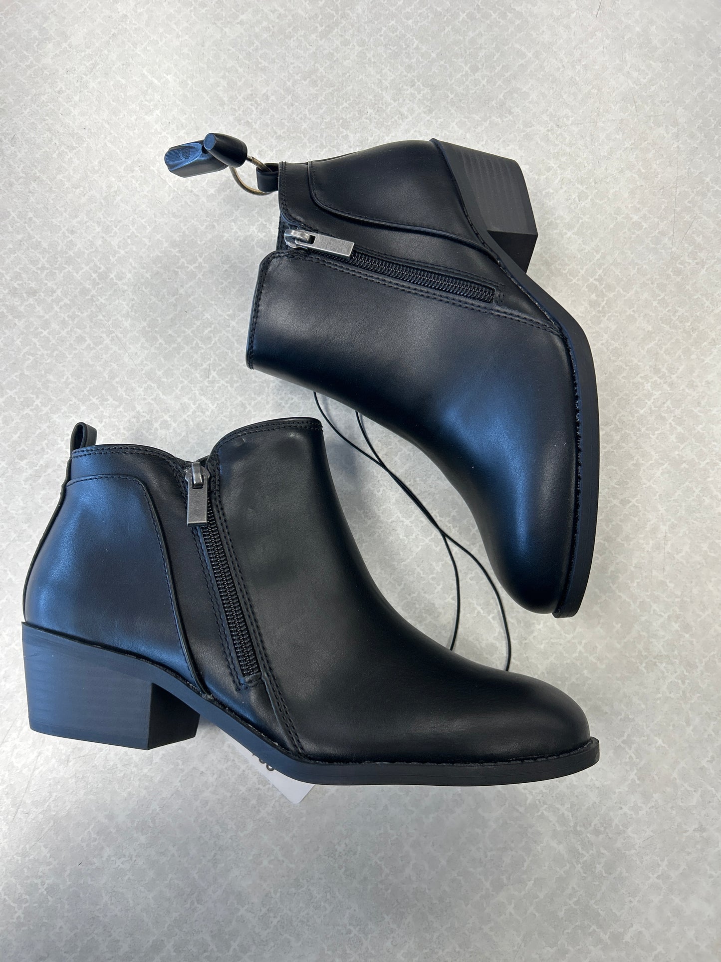 Boots Ankle Flats By Arizona In Black, Size:7