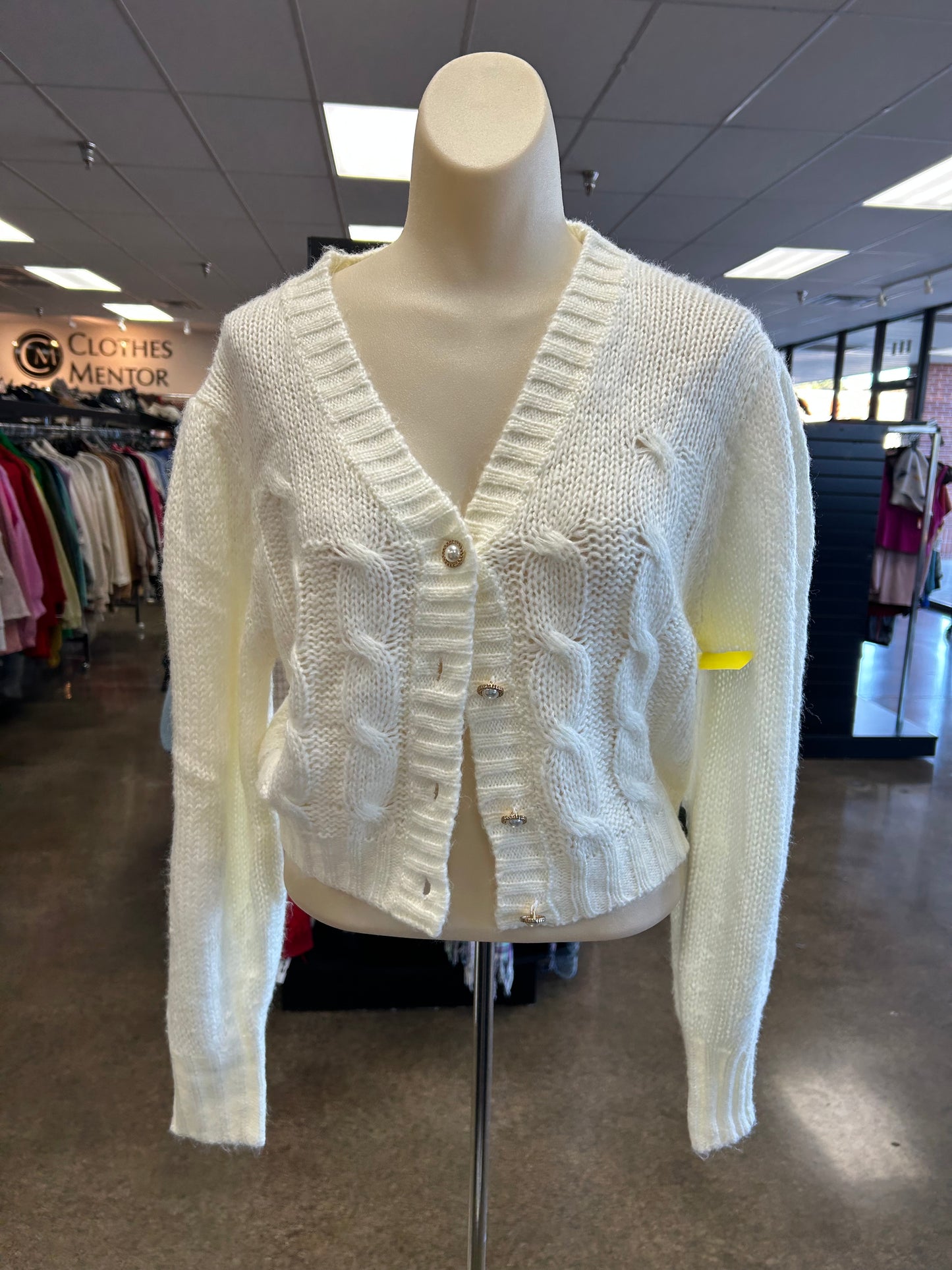 Sweater Cardigan By Clothes Mentor In Cream, Size:M