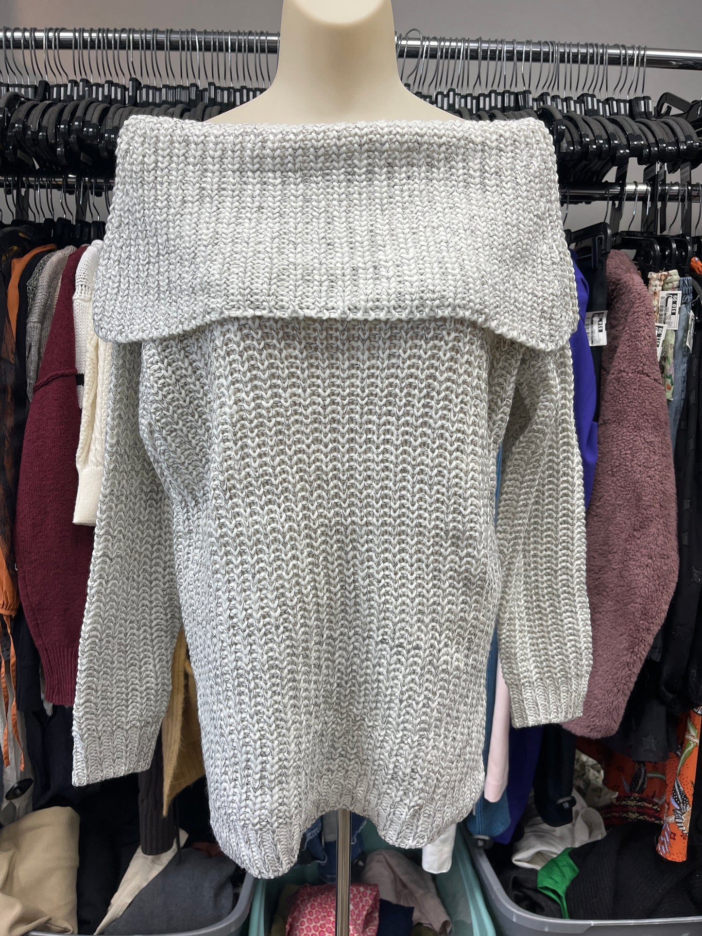 Sweater By Illa Illa In Grey & White, Size:S