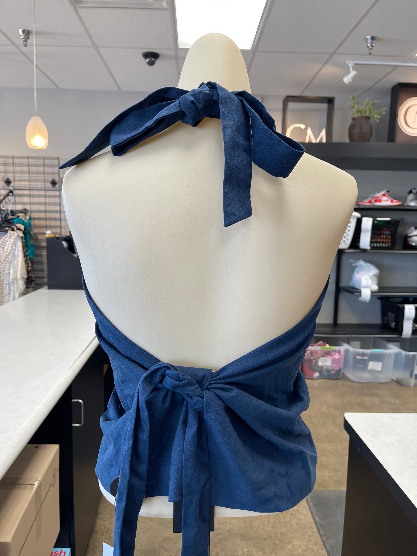 Top Sleeveless By Clothes Mentor In Blue, Size:L