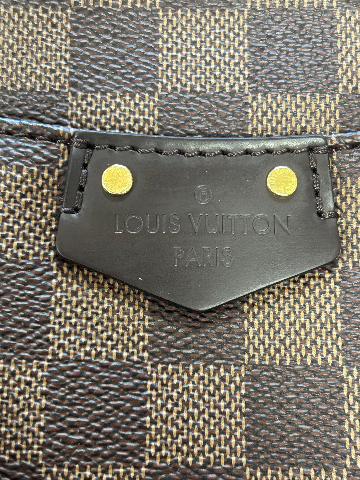 Crossbody Luxury Designer By Louis Vuitton In Brown, Size:Medium