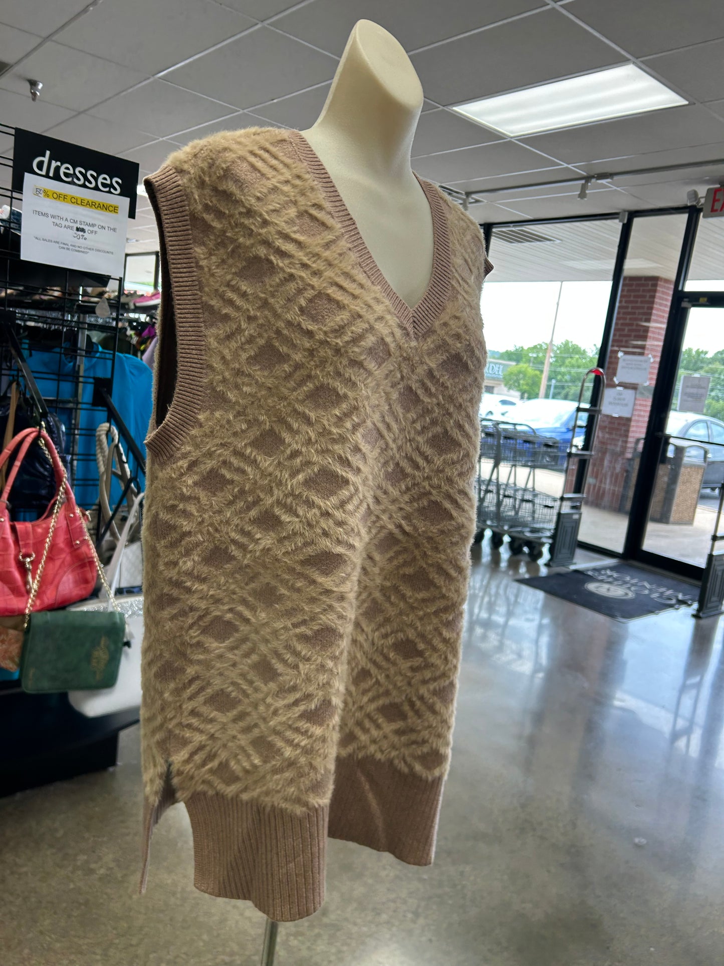 Vest Sweater By Clothes Mentor In Tan, Size:L