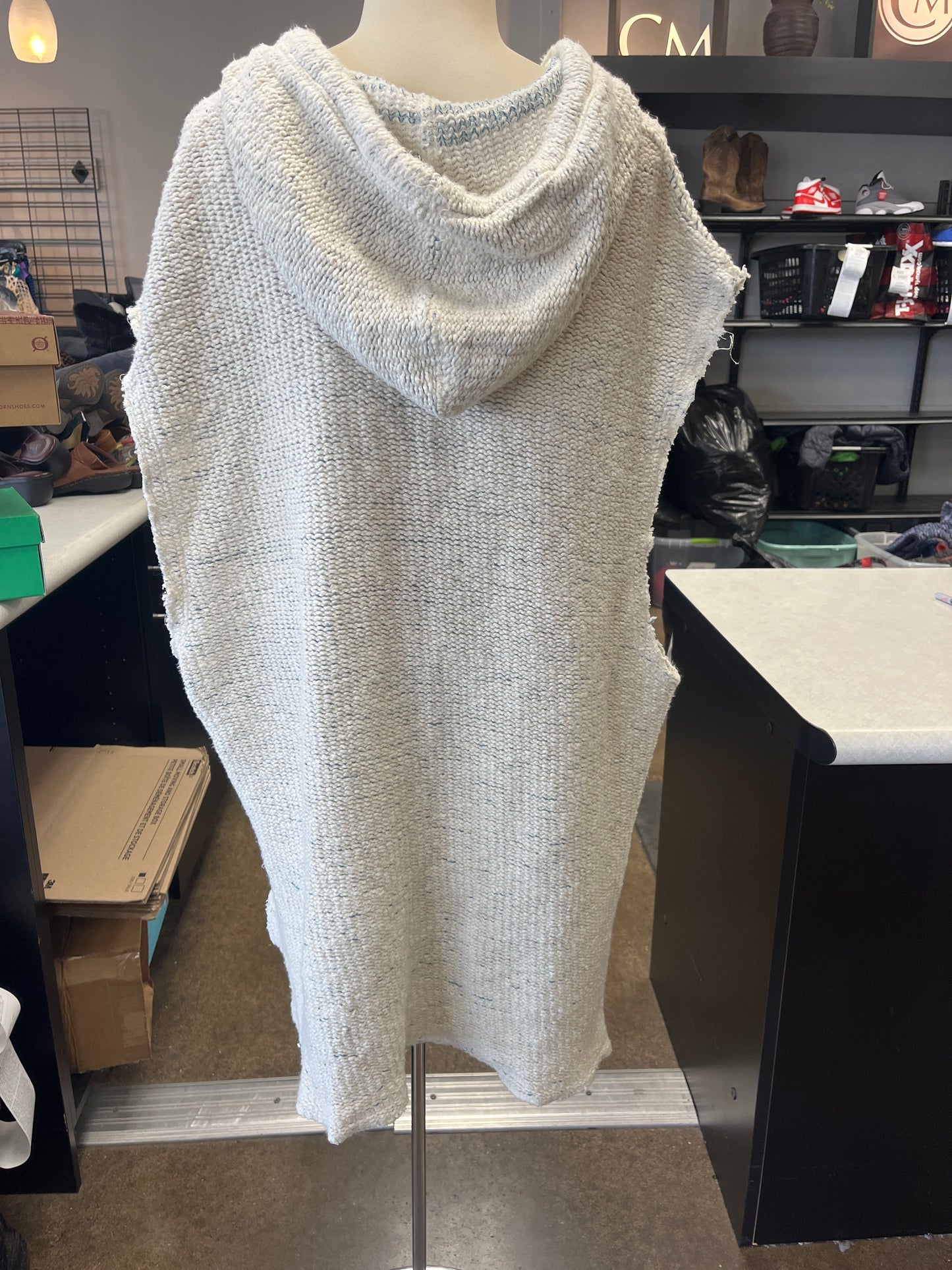 Sweater Ss By Urban Outfitters In Tan, Size:Xs