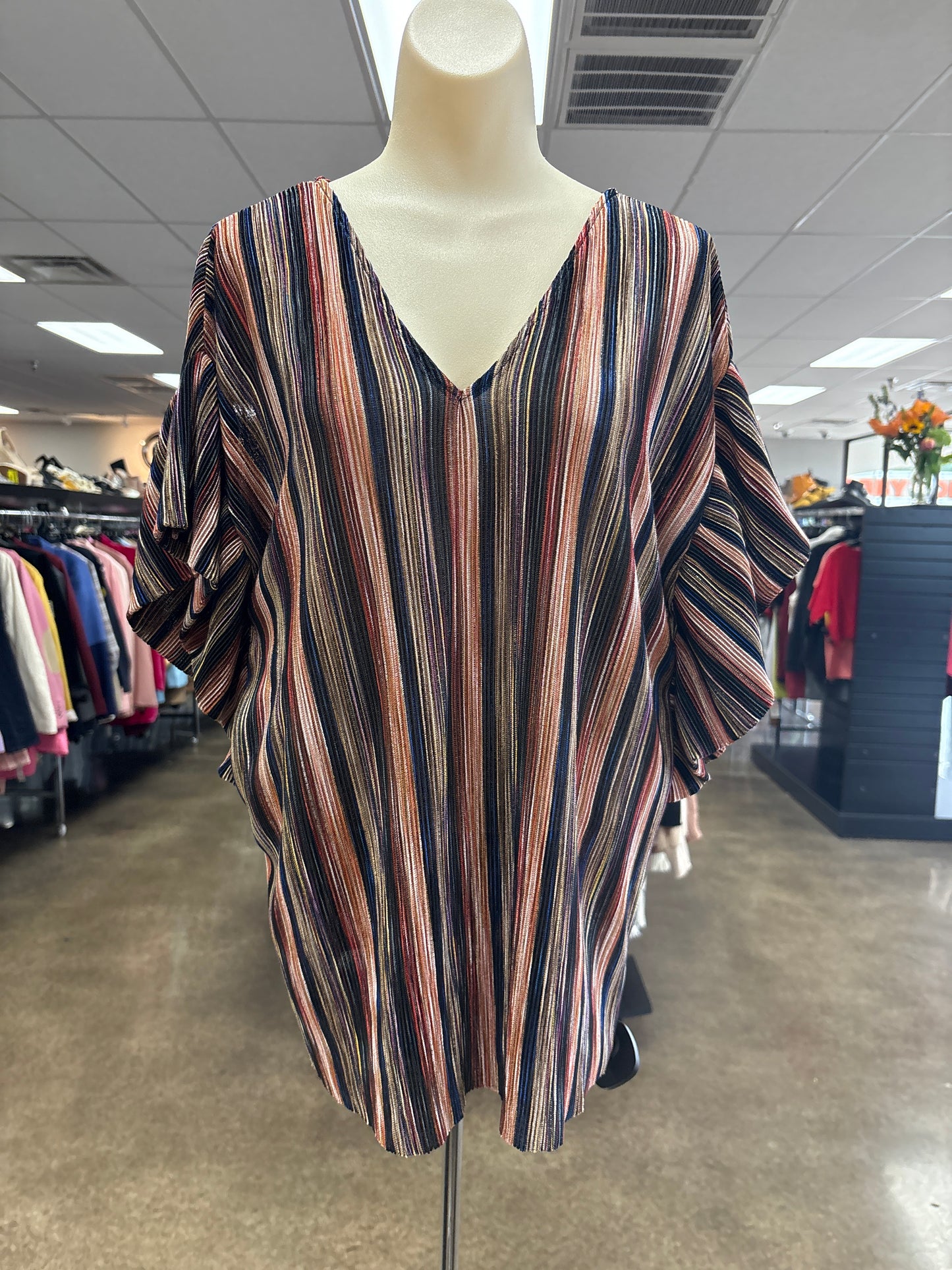Top Ss By Clothes Mentor In Multi, Size:M