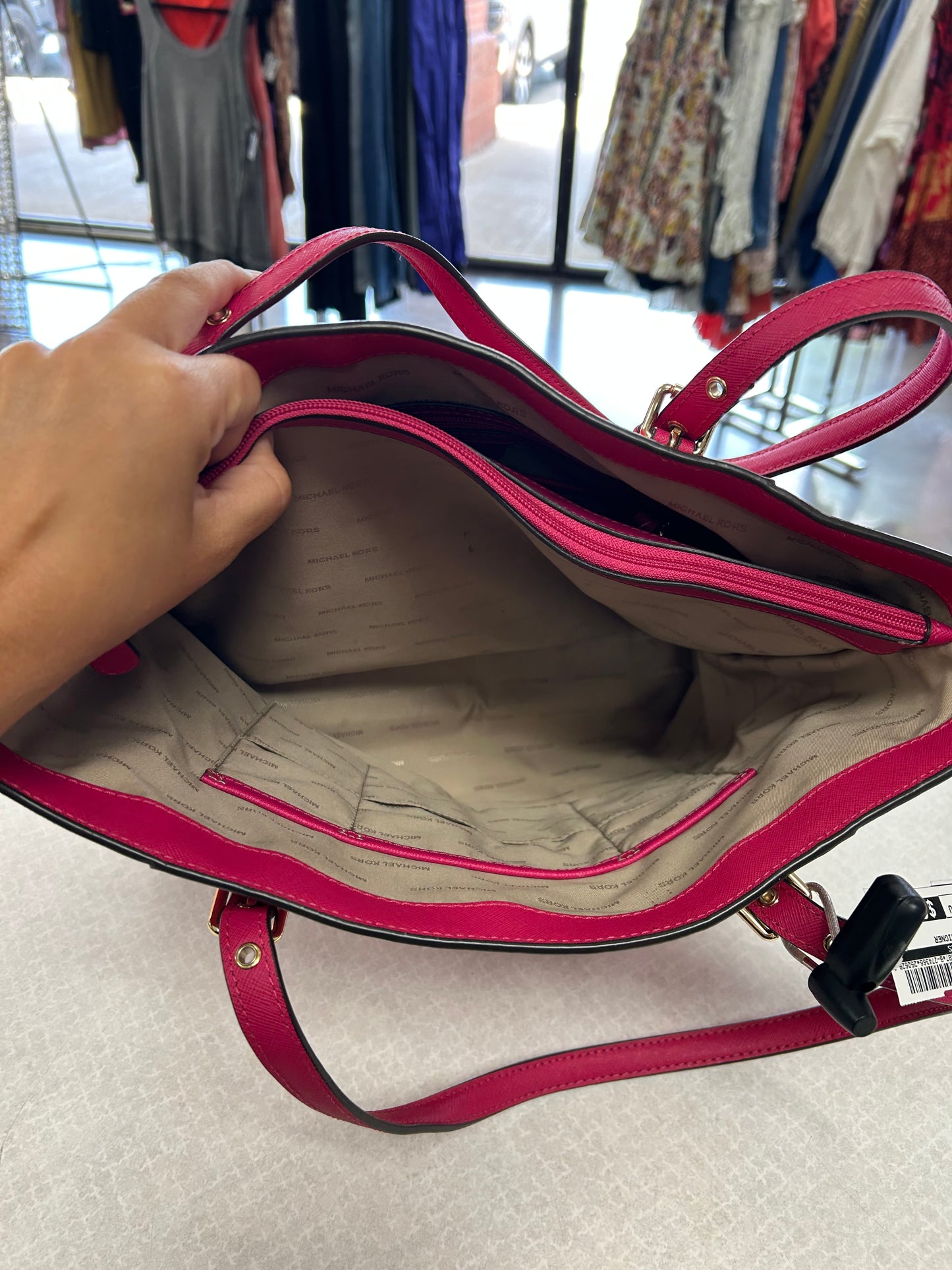 Handbag Designer By Michael Kors In Pink, Size:Medium