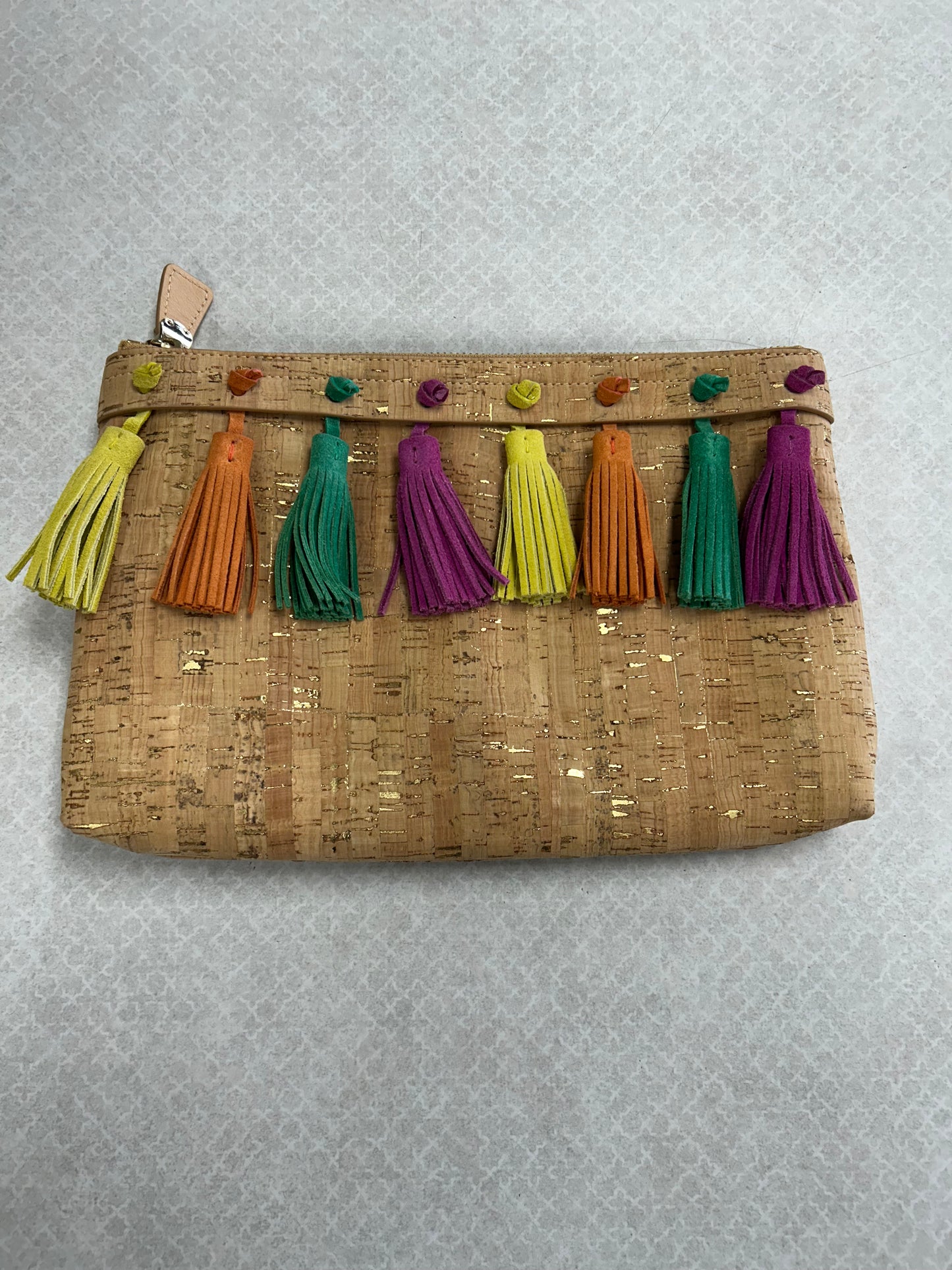 Clutch By Clothes Mentor In Tan, Size:Medium