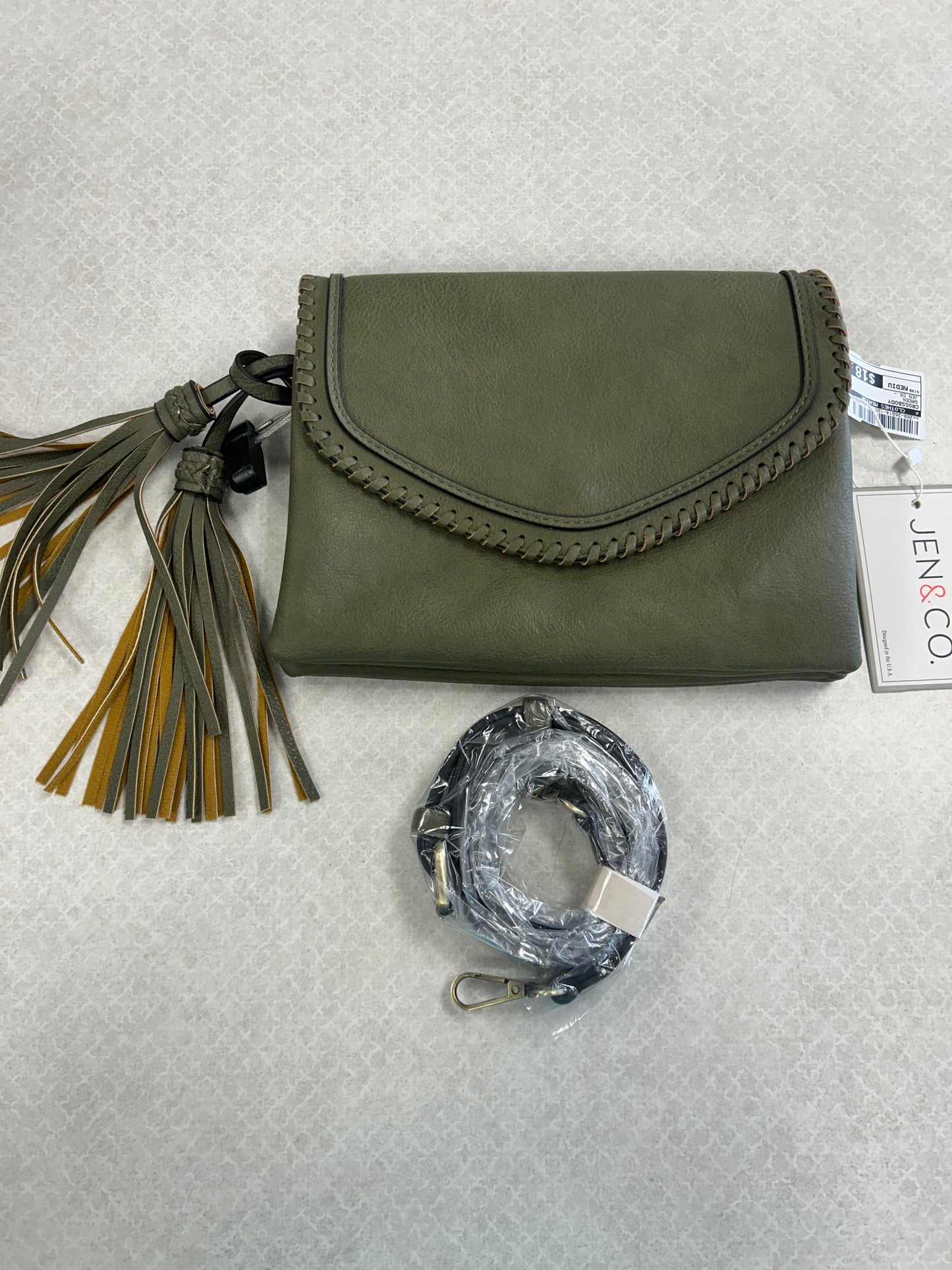 Crossbody By Clothes Mentor In Green, Size:Medium