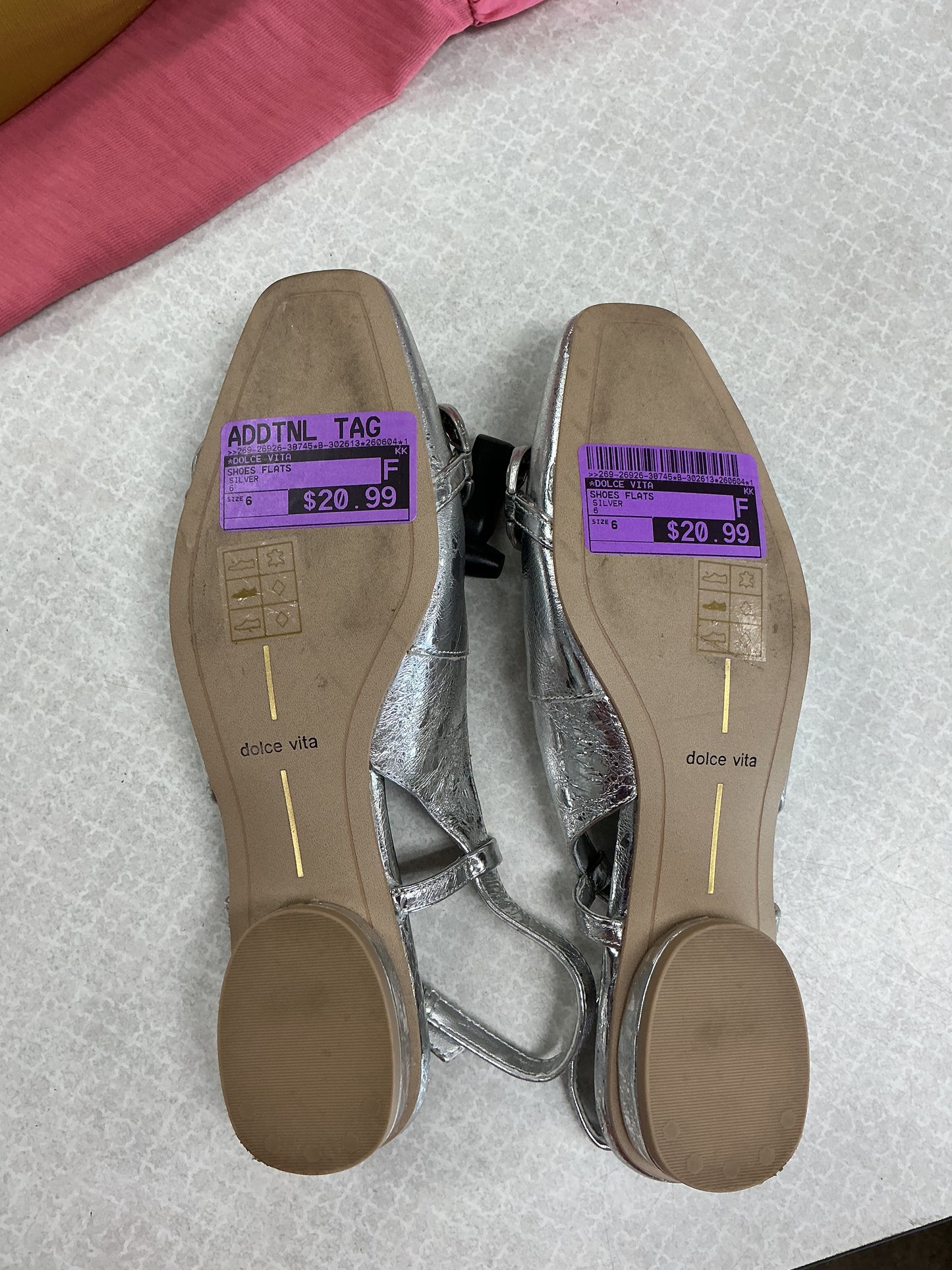 Shoes Flats By Dolce Vita In Silver, Size:6
