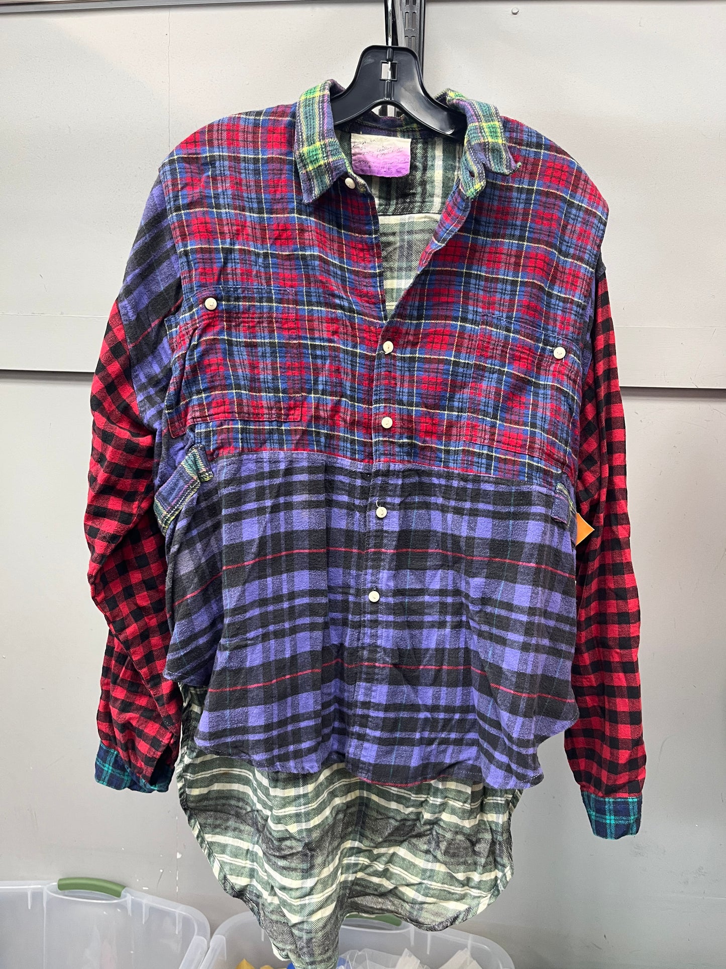 TOP LS by CLOTHES MENTOR In PLAID PATTERN, Size: S