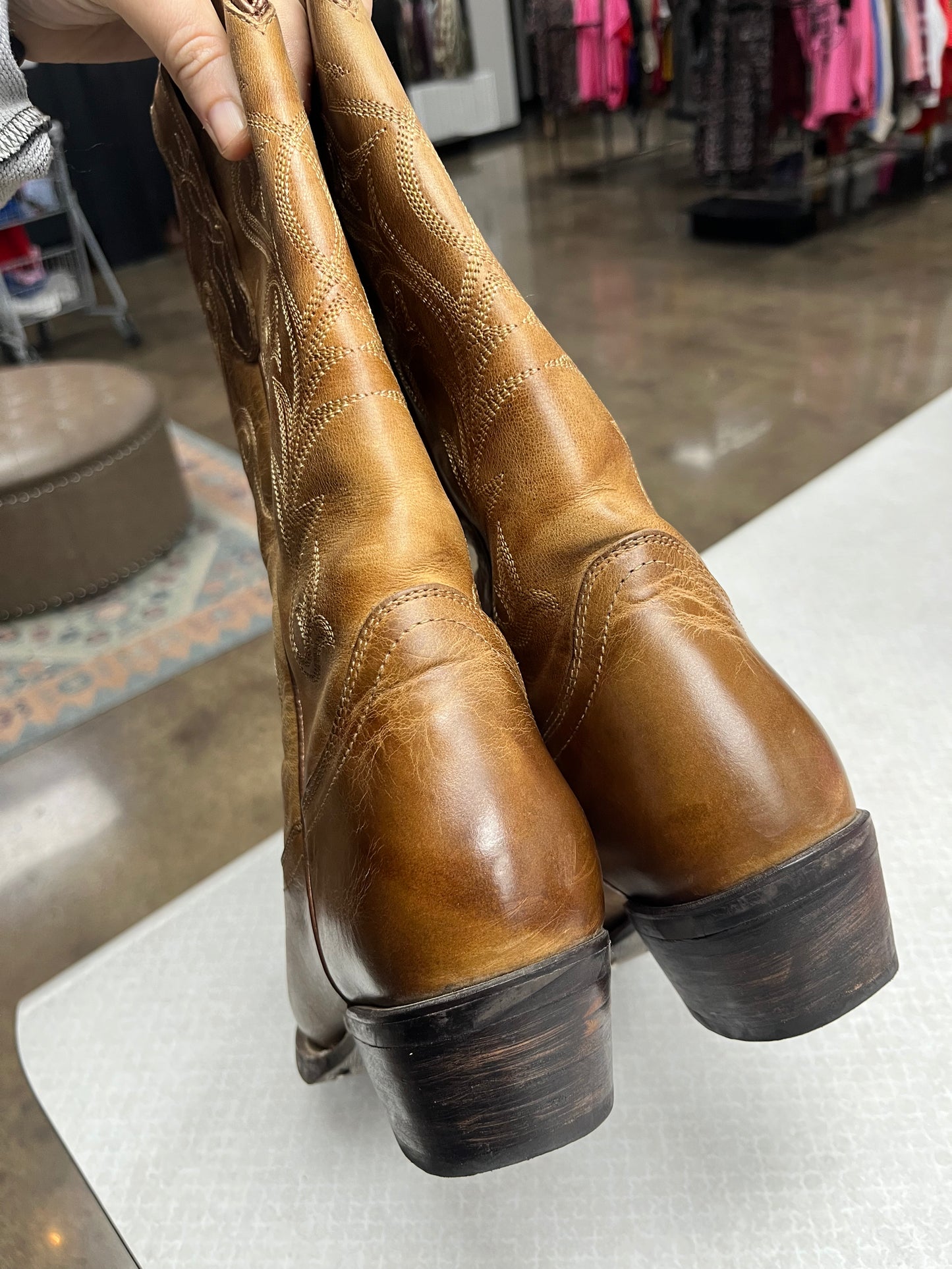 Boots Western By Clothes Mentor In Tan, Size:8.5