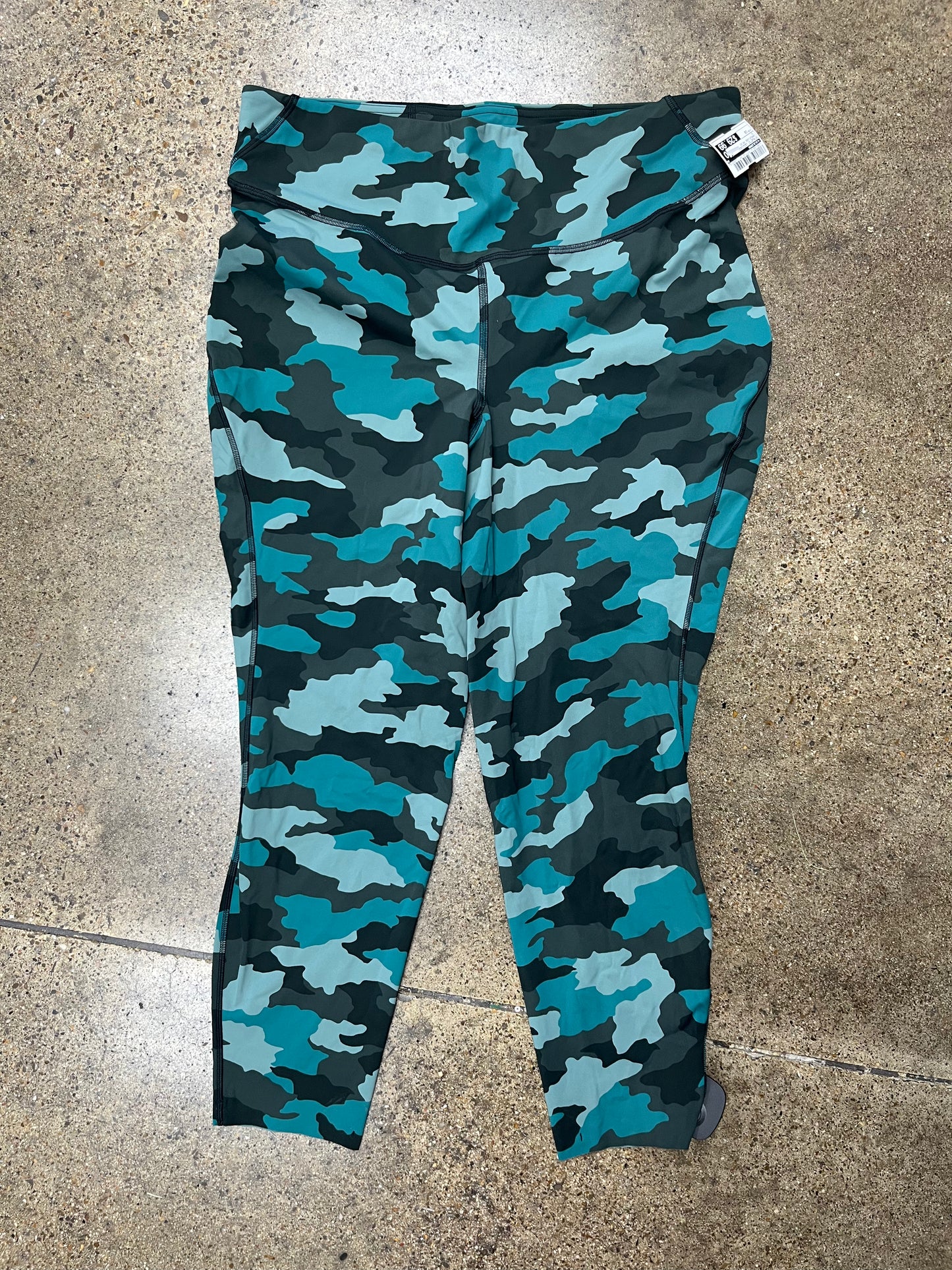 Athletic Leggings By Lululemon In Camouflage Print, Size:16