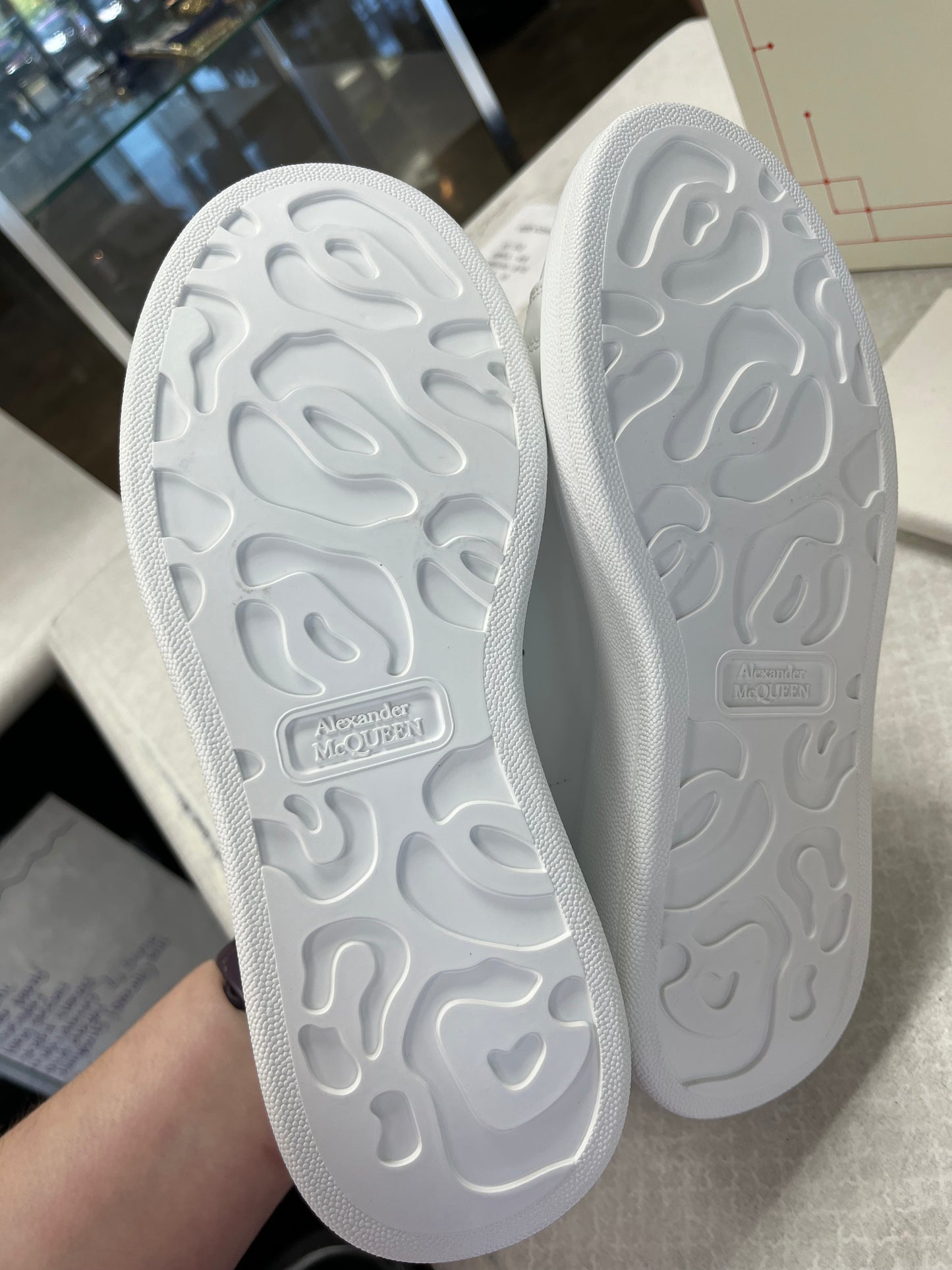 Shoes Luxury Designer By Alexander Mcqueen In White, Size:6