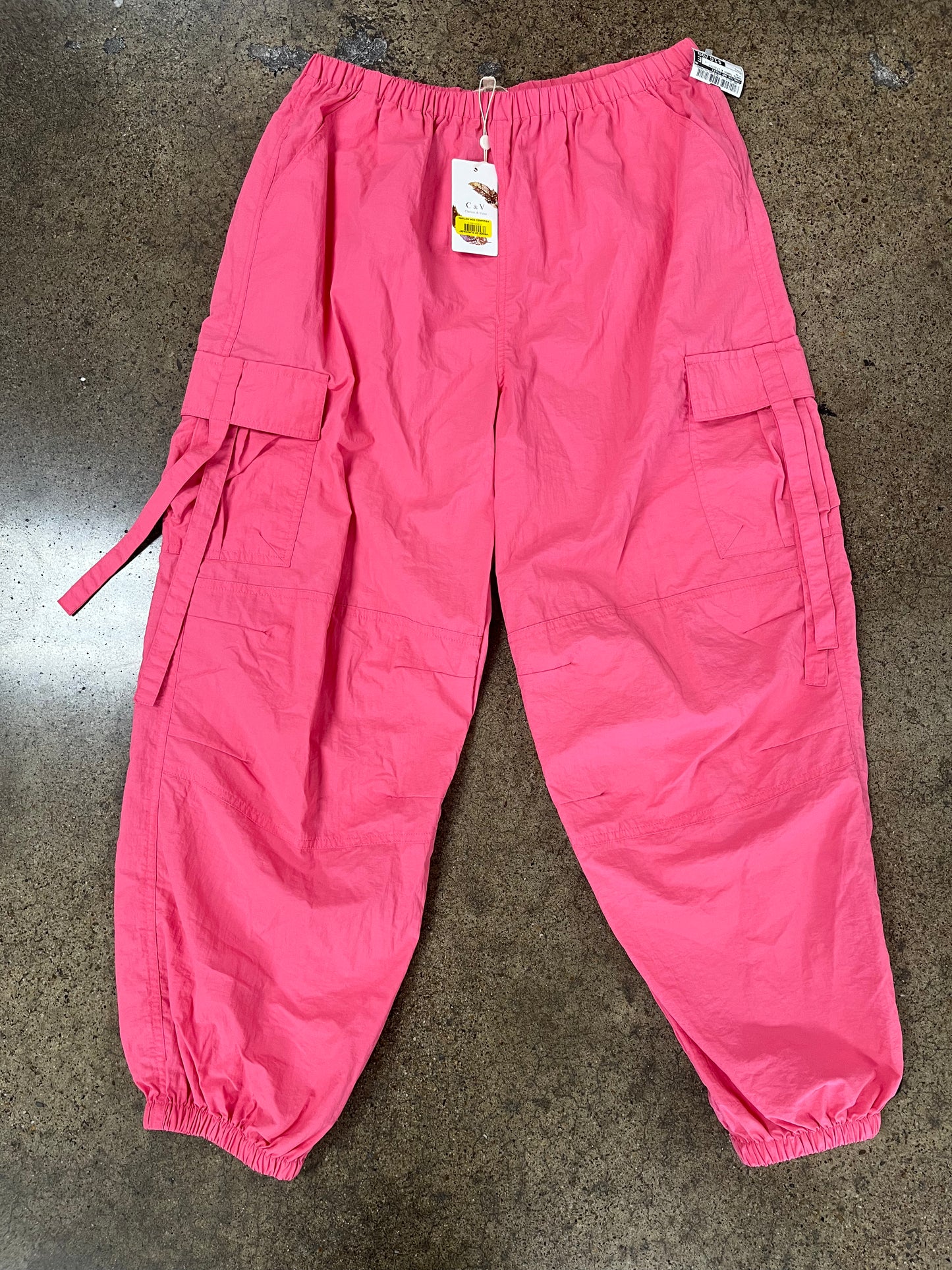Pants Cargo & Utility By Chelsea And Violet In Pink, Size:L
