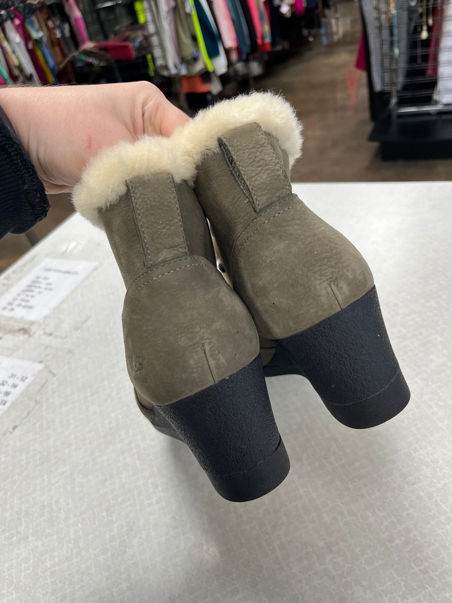 Boots Designer By Ugg In Green, Size:10