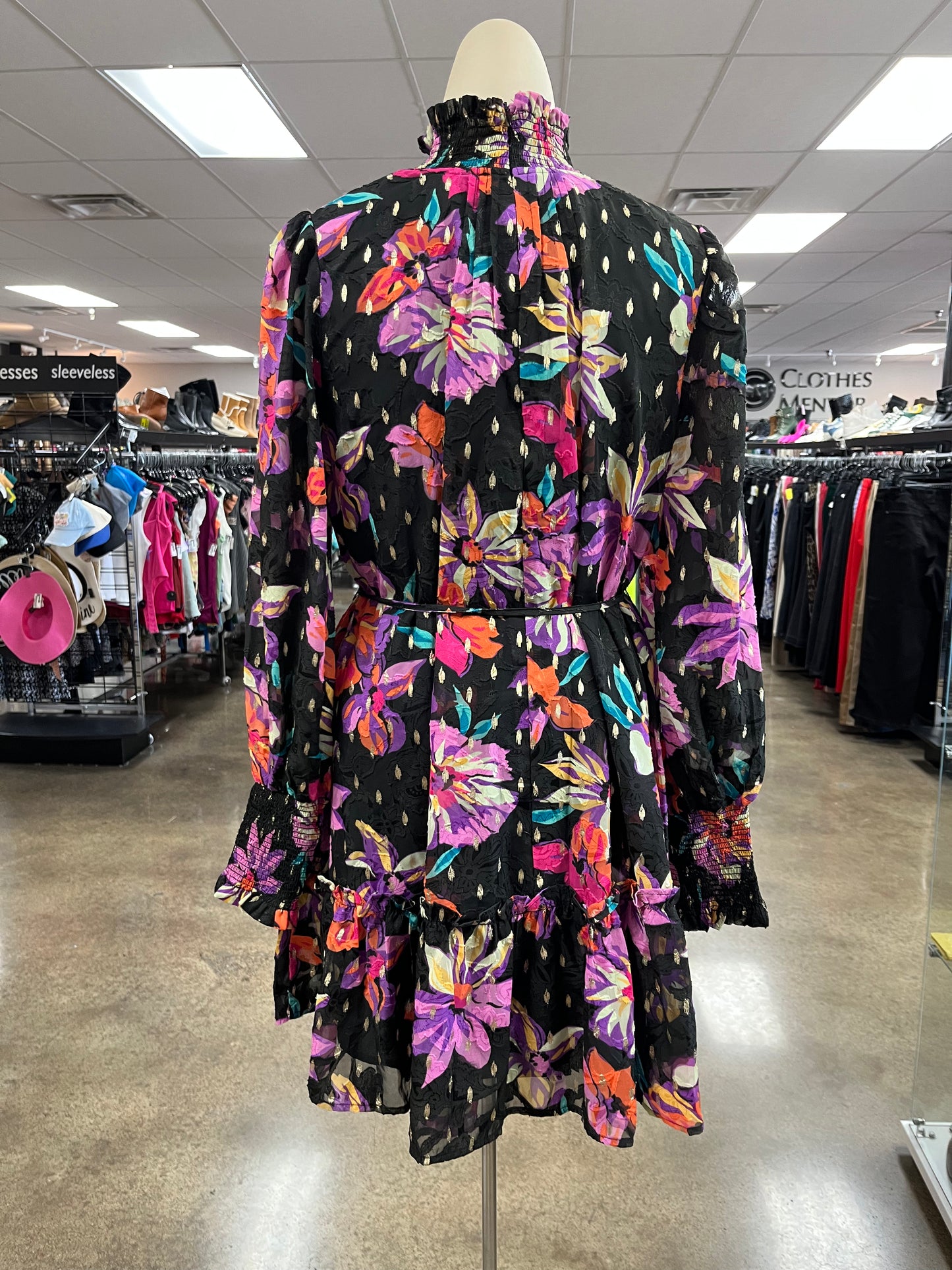 Dress Casual Short By Impressions In Floral Print, Size:S