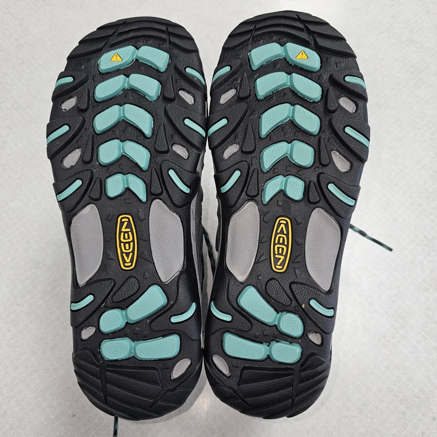 Shoes Hiking By Keen In Grey, Size:10