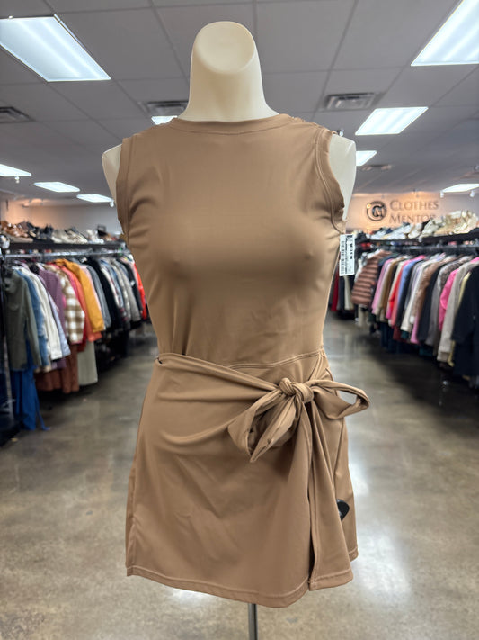 Athletic Dress By Clothes Mentor In Tan, Size:M