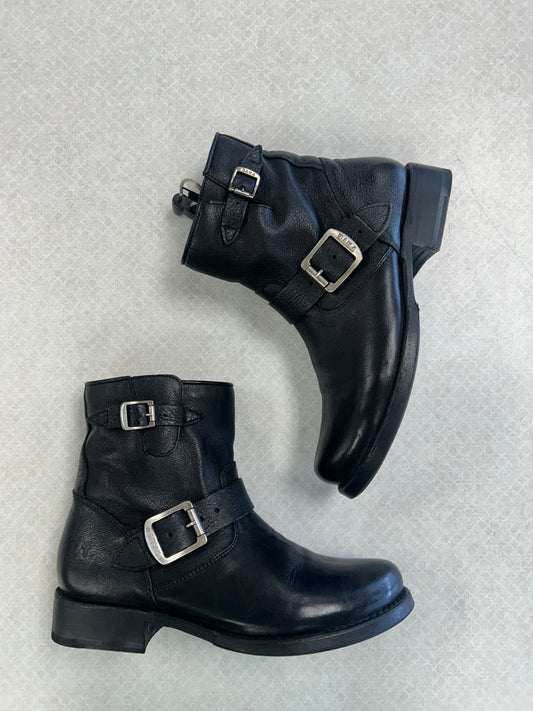 Boots Designer By Frye In Black, Size:7