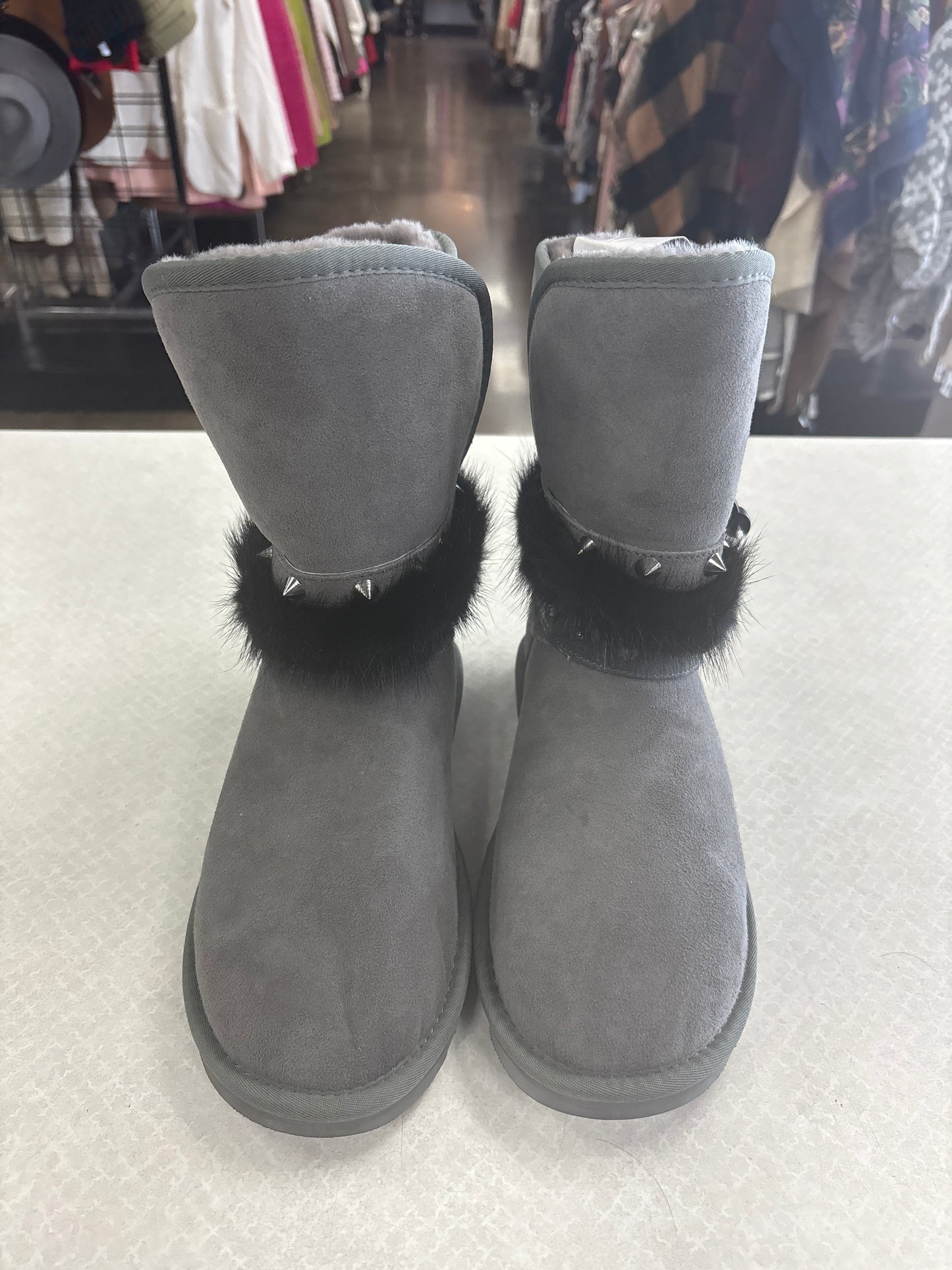 BOOTS ANKLE FLATS by    CLOTHES MENTOR In GREY, Size: 9