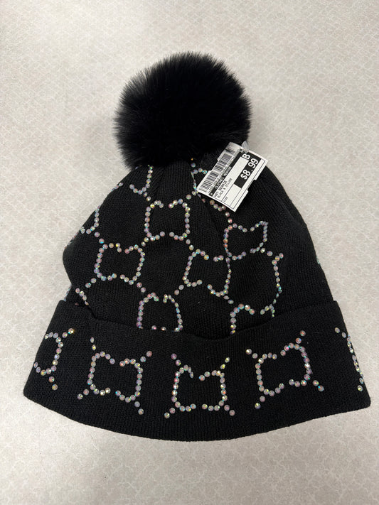 Hat Beanie By Clothes Mentor In Black & Silver