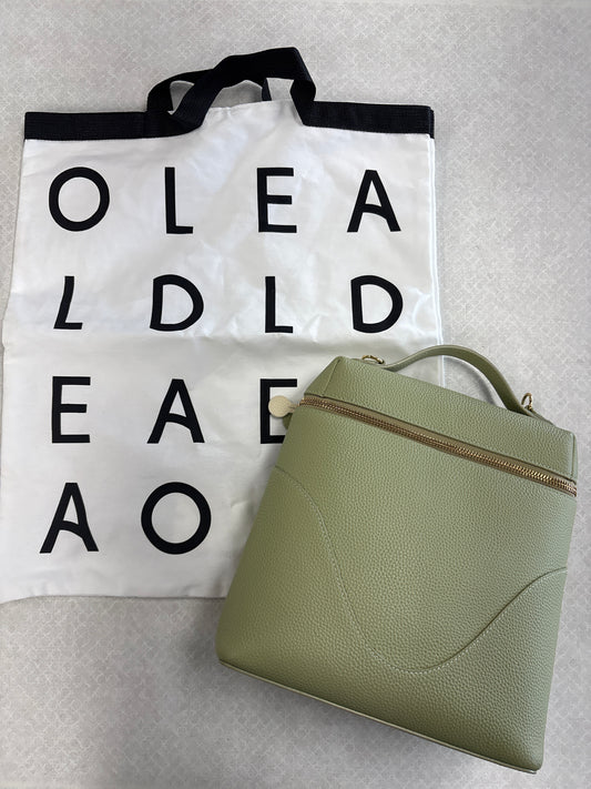 Crossbody Leather By Cma In Green, Size:Medium