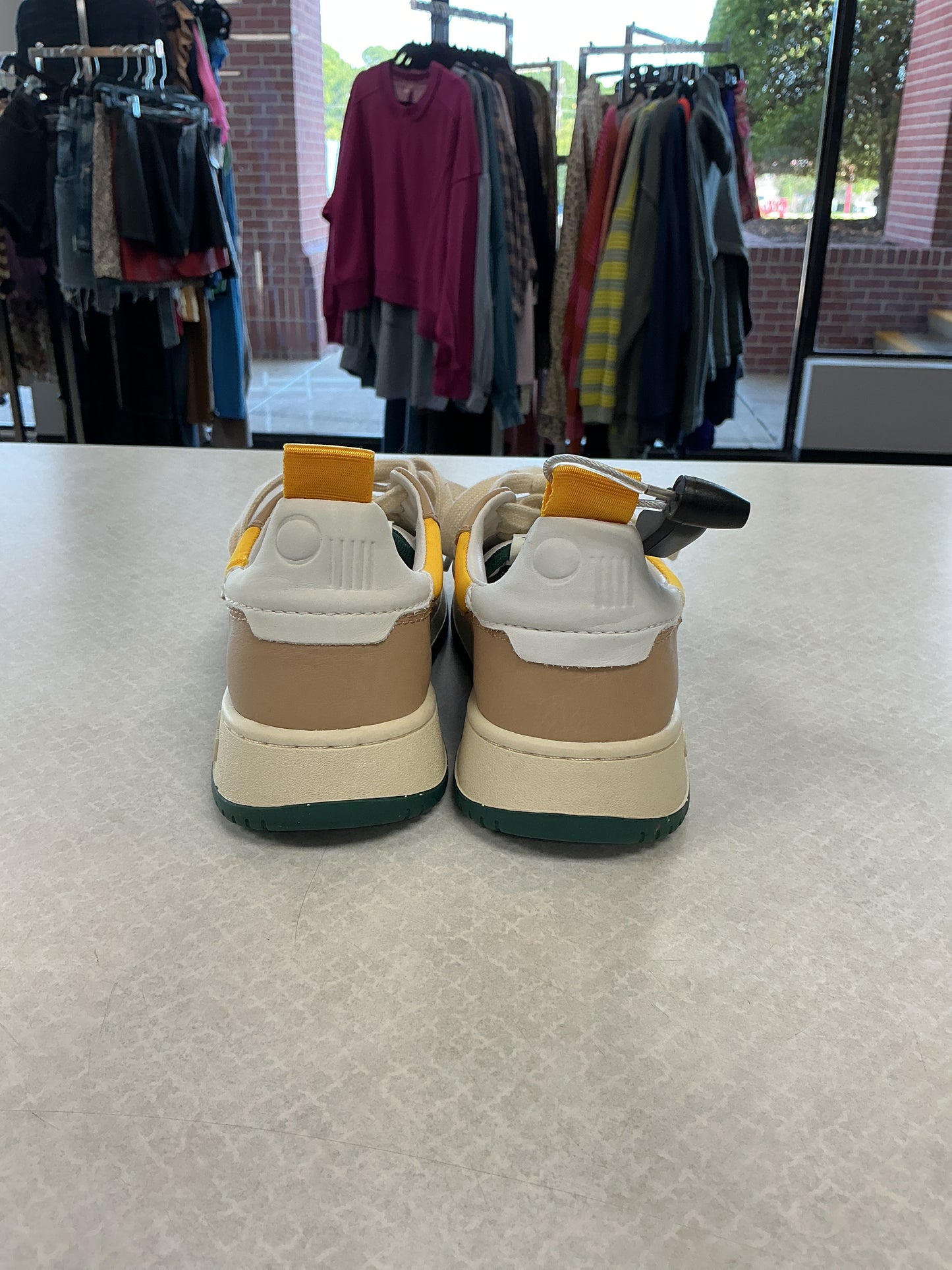 Shoes Sneakers By Cma In Tan & White, Size:7