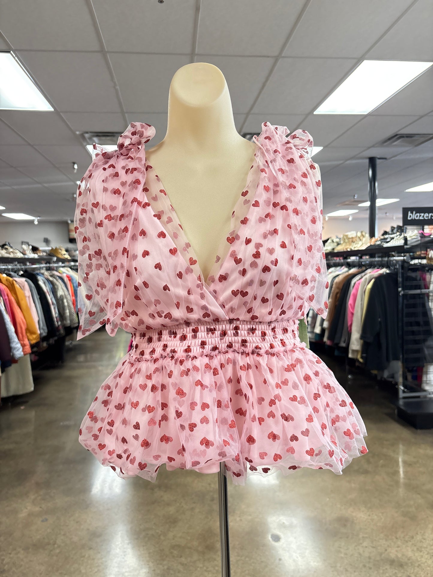 Top Sleeveless By Clothes Mentor In Pink & Red, Size:M