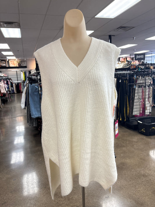 Vest Sweater By Vince Camuto In White, Size:M