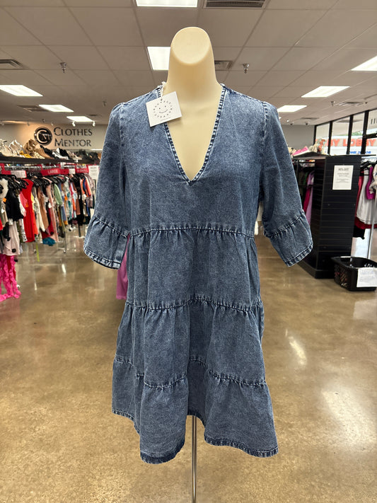 Dress Casual Short By   Clothes Mentor In Blue Denim, Size:S