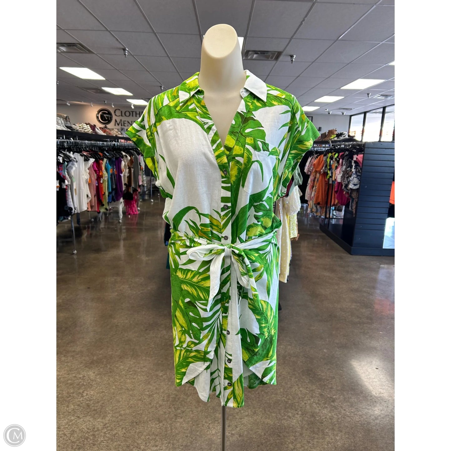 Dress Casual Short By Karlie In Green & White, Size: S