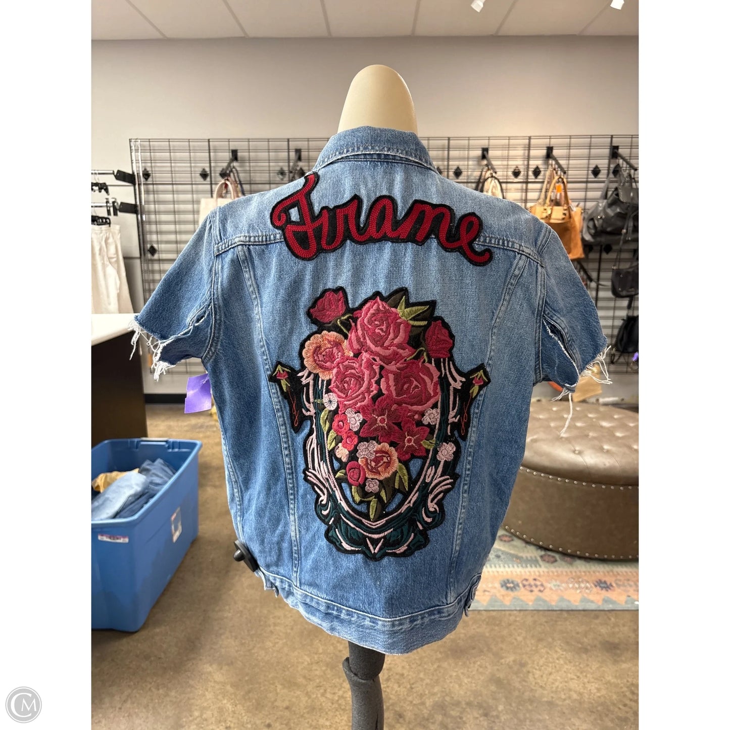 Top Short Sleeve By Frame In Blue Denim, Size: M