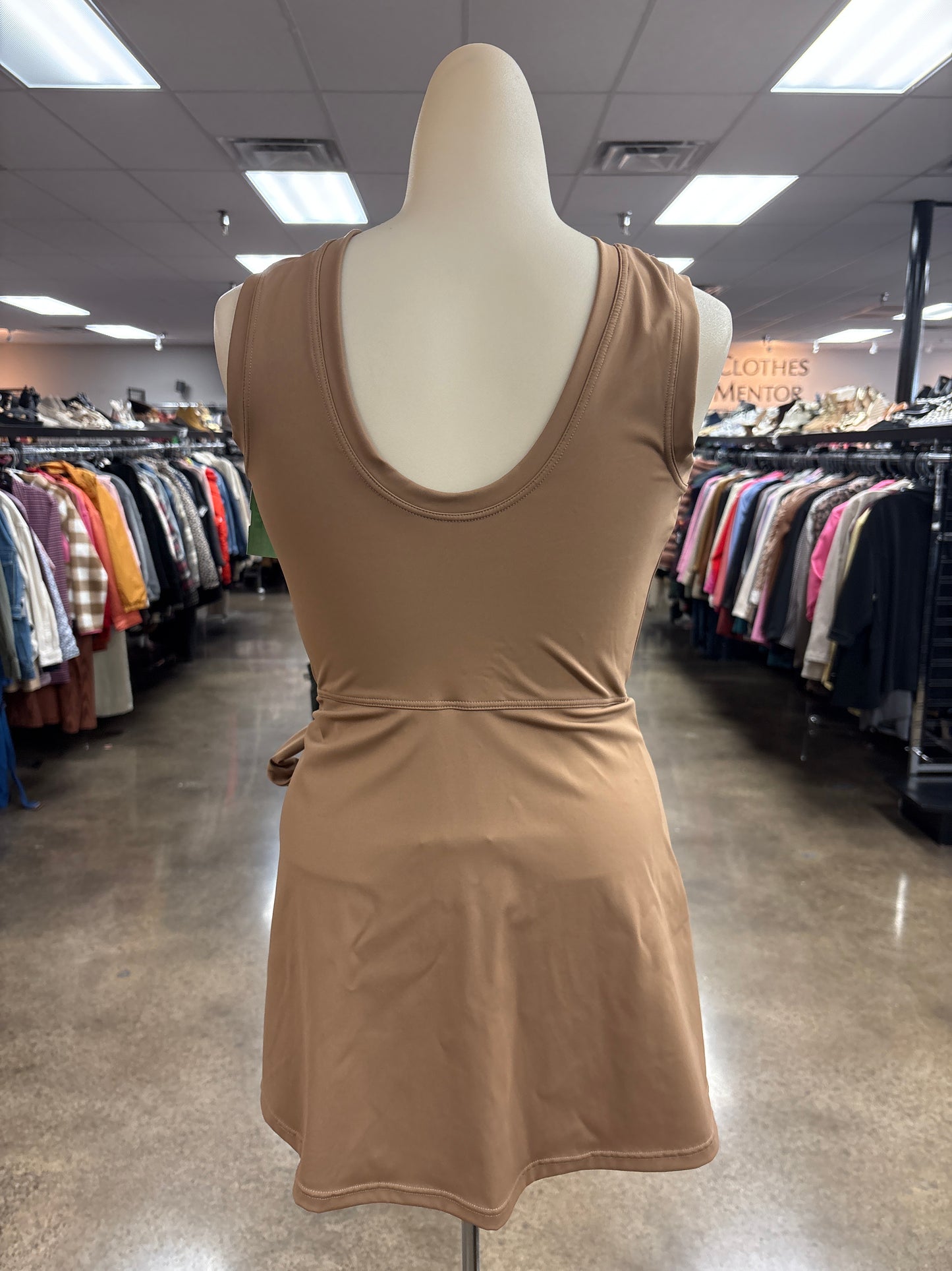 Athletic Dress By Clothes Mentor In Tan, Size:M