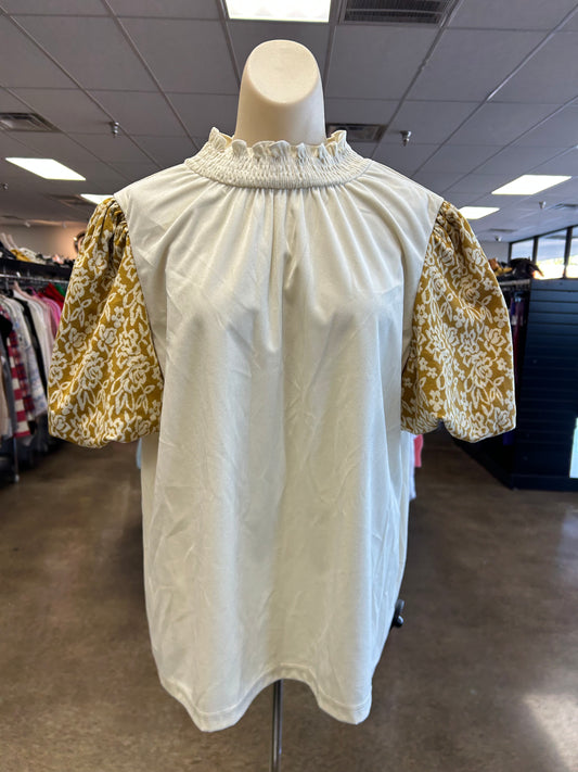 Top Ss By Voy In Cream, Size:L