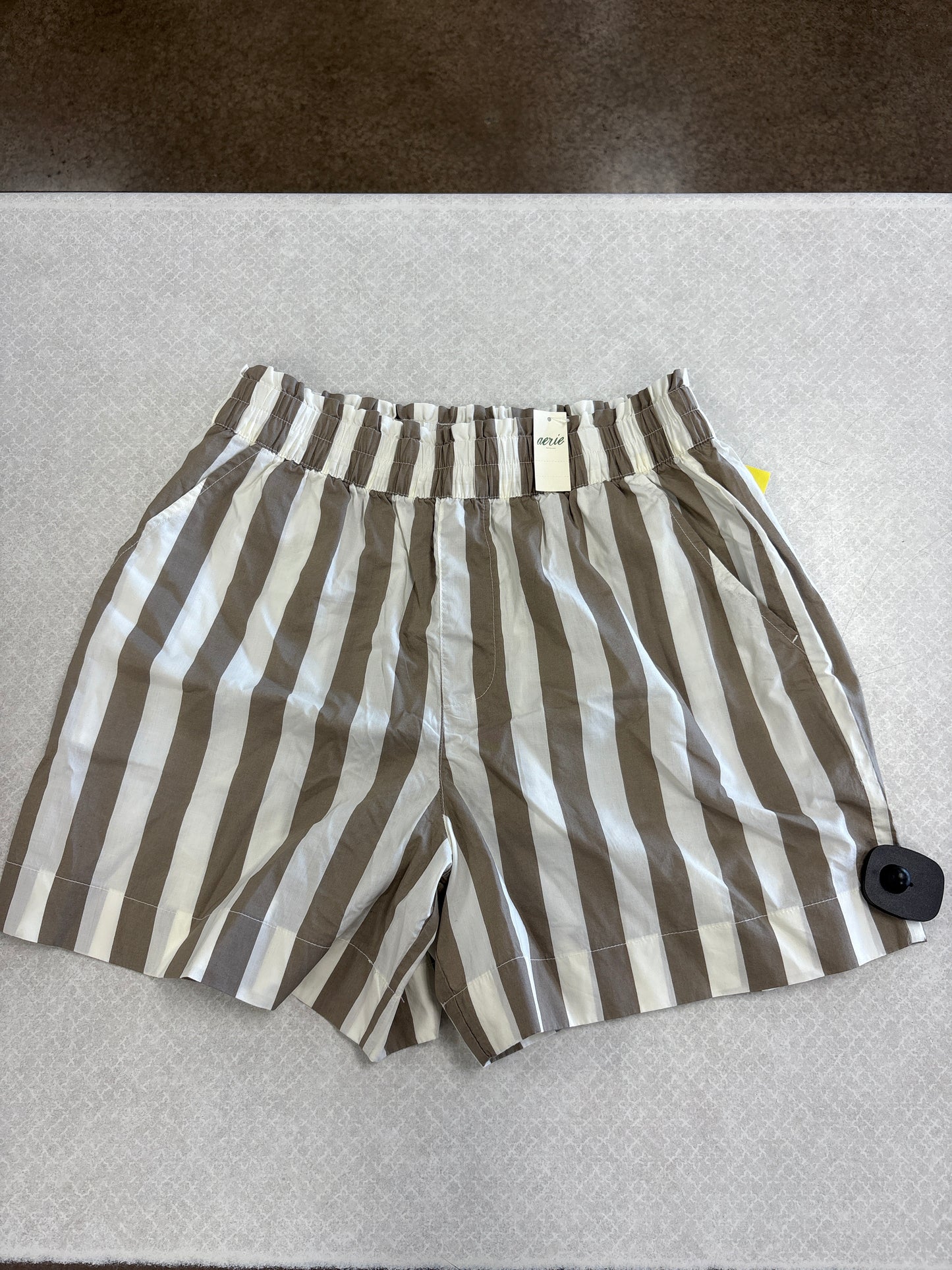 Shorts By Aerie In Tan & White, Size:M