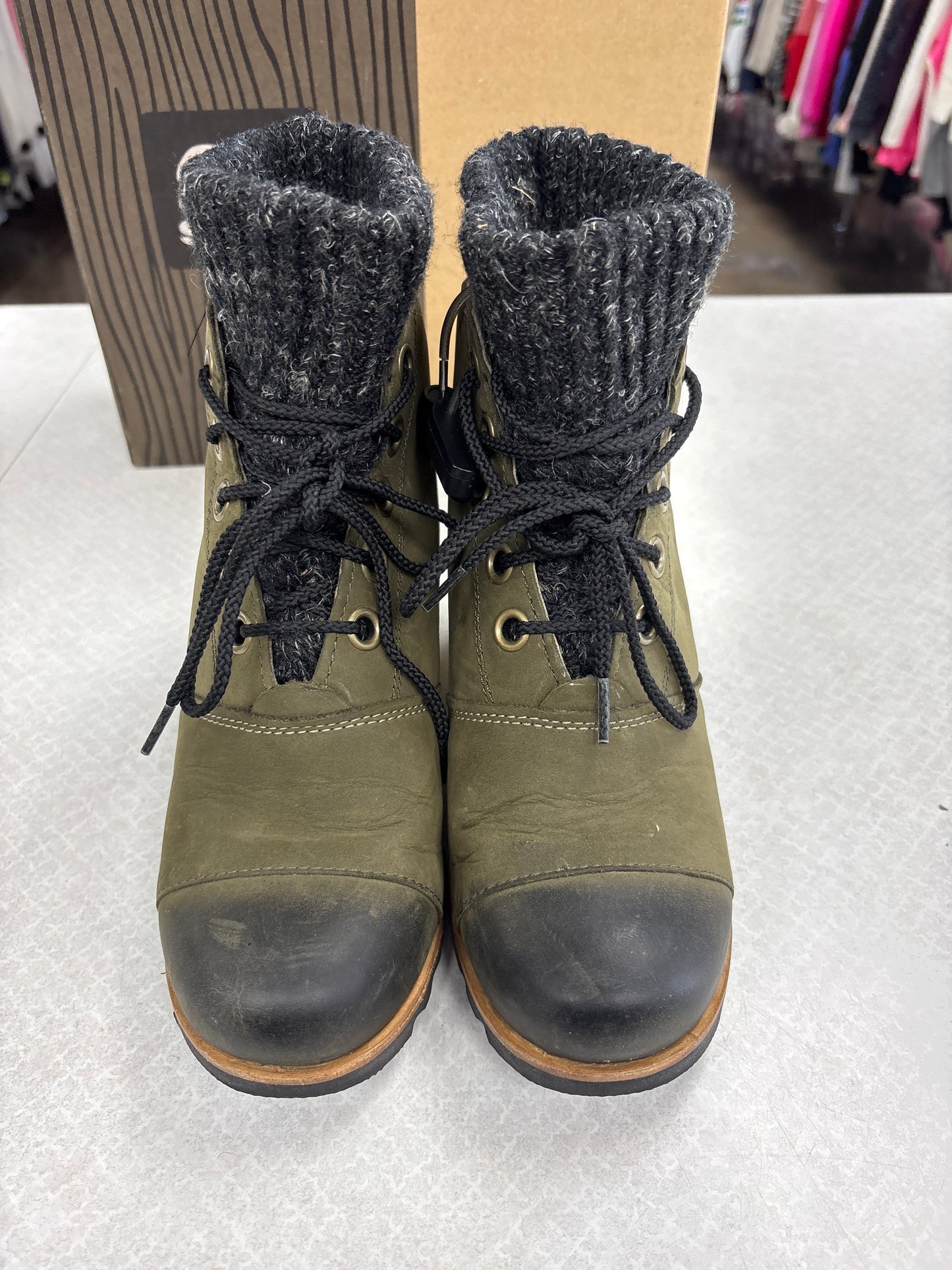 Boots Ankle Flats By Sorel In Green, Size:8