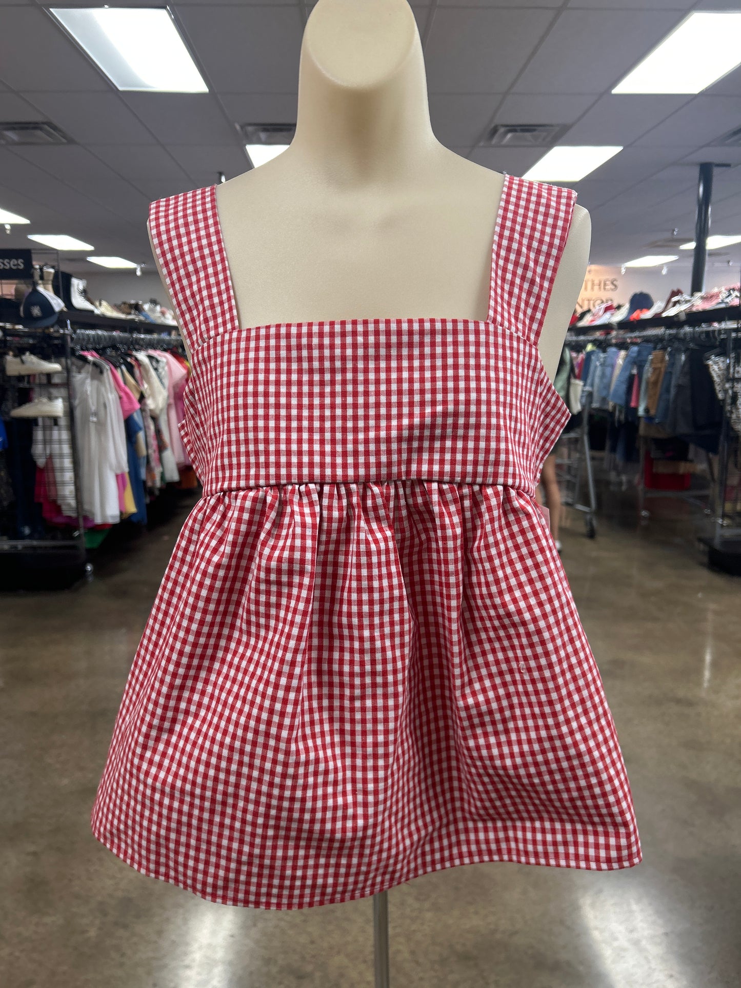 Top Sleeveless By Clothes Mentor In Red & White, Size:M