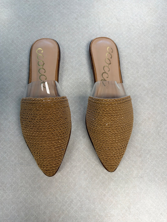Shoes Flats By Clothes Mentor In Tan, Size:7