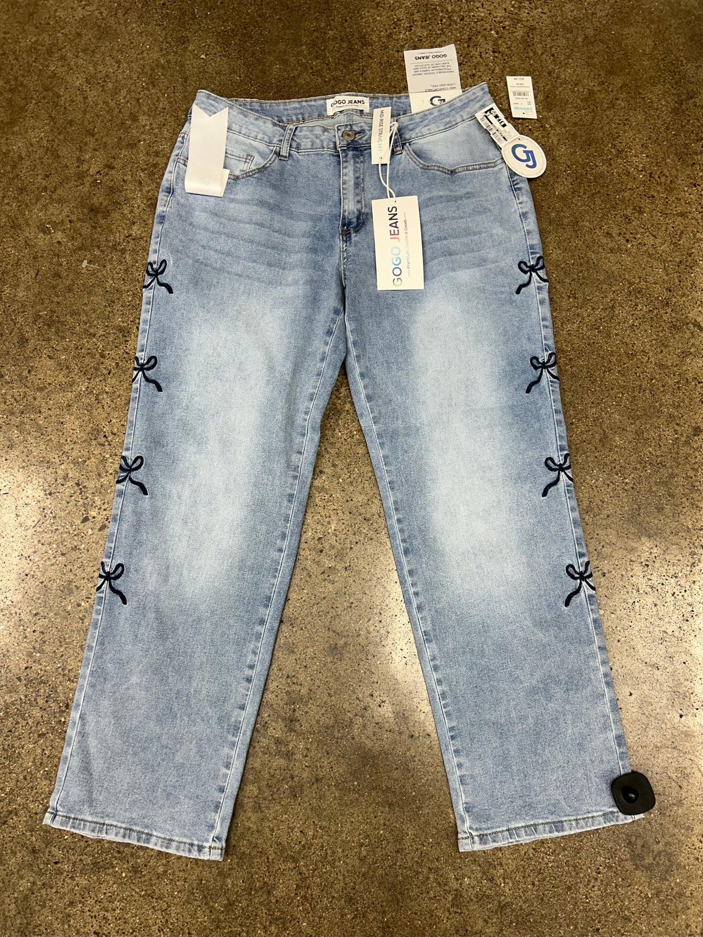 Jeans Straight By Clothes Mentor In Blue Denim, Size:14