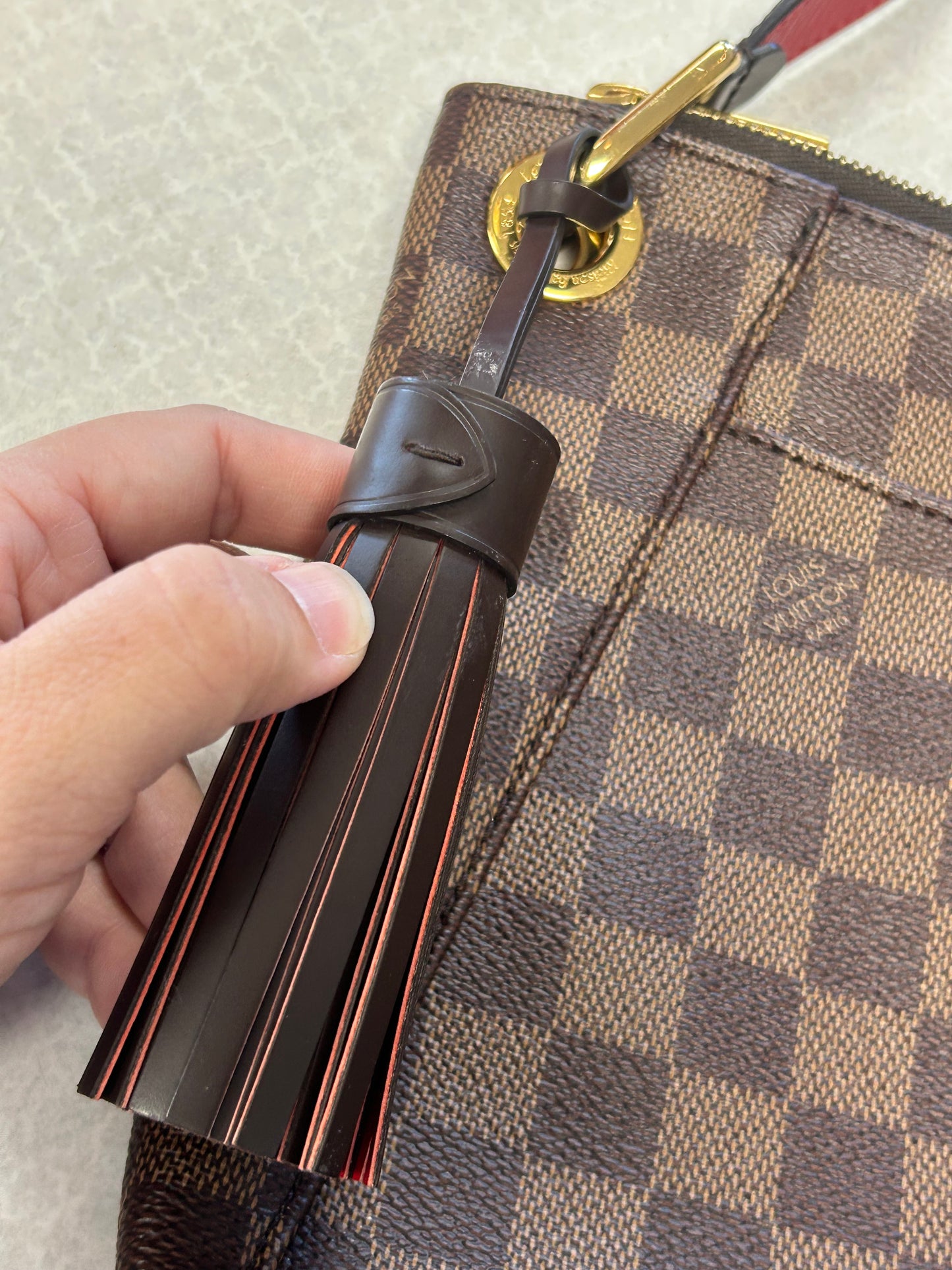 Crossbody Luxury Designer By Louis Vuitton In Brown, Size:Medium
