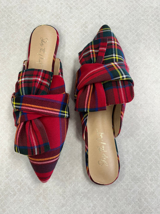 Shoes Flats By   Clothes Mentor In Plaid Pattern, Size:7