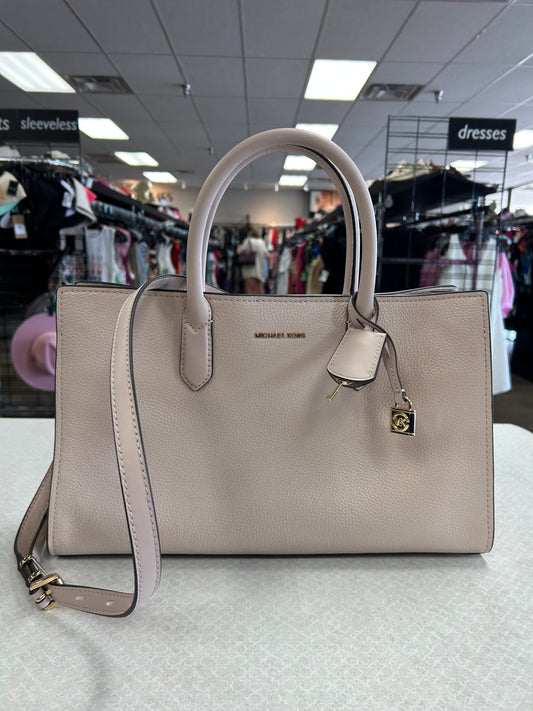 Handbag Designer By Michael Kors In Pink, Size:Medium