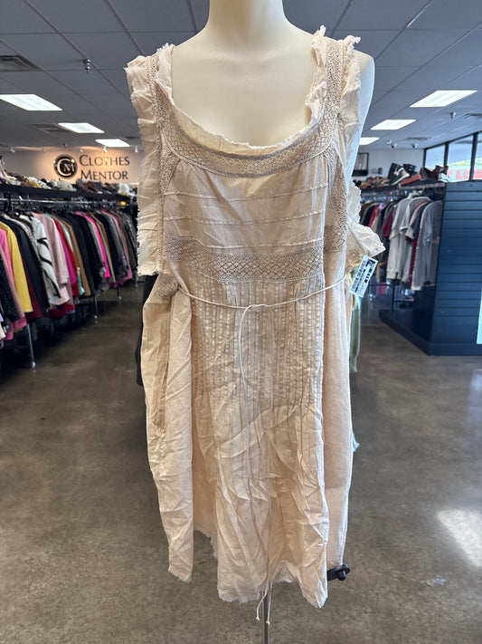 Tunic Sleeveless By Clothes Mentor In Tan, Size:Osfm