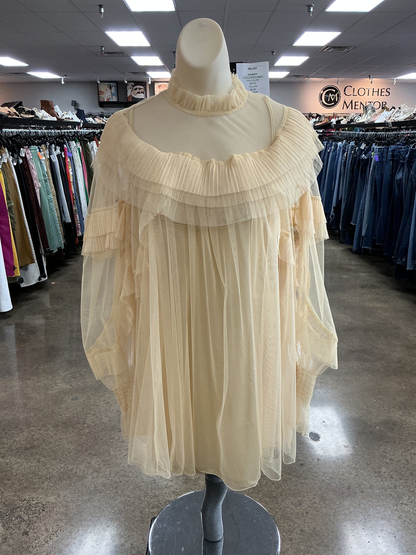 Dress Casual Short By Clothes Mentor In Tan, Size:L