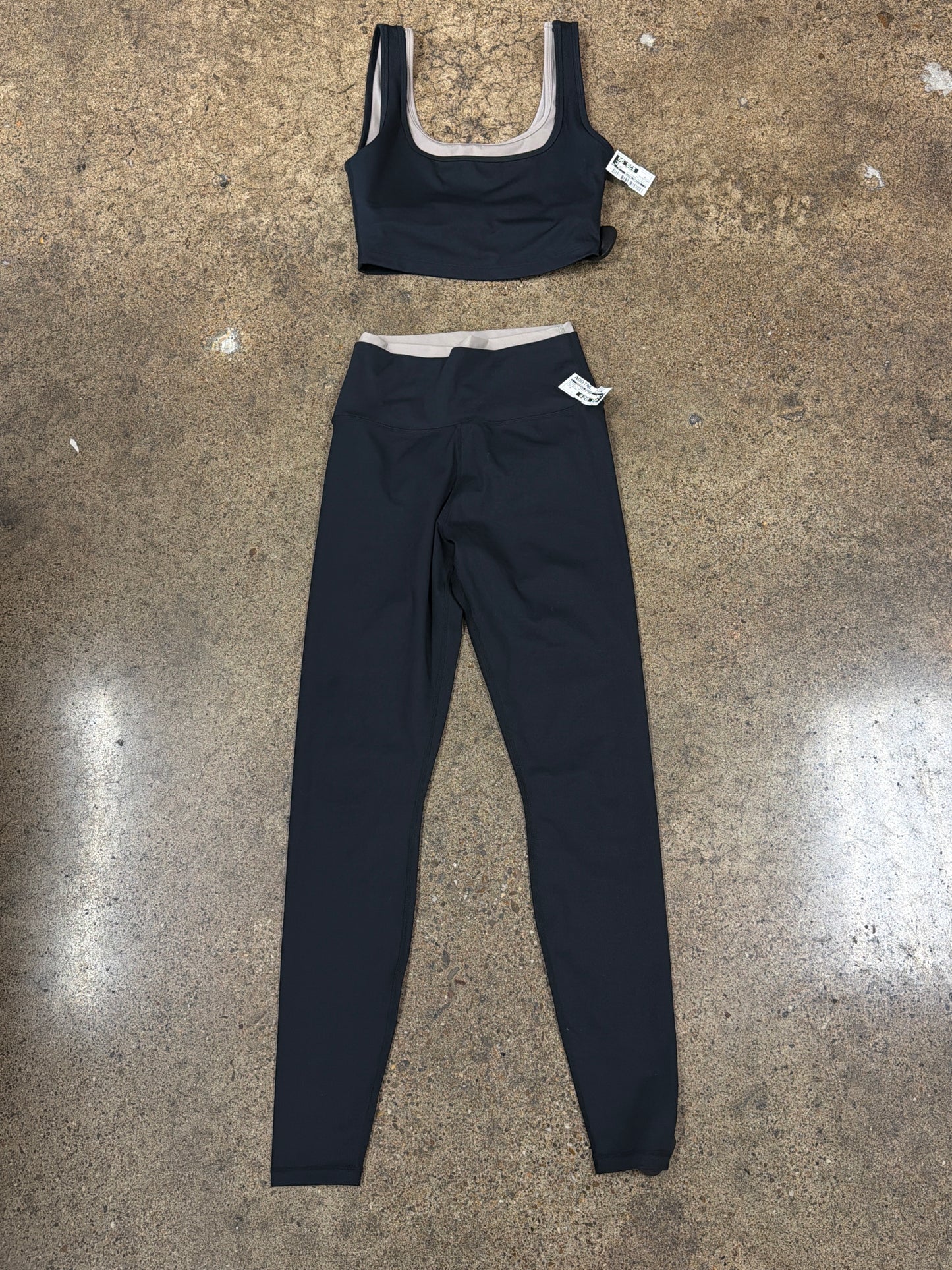 Athletic Pants 2Pc By Clothes Mentor In Black & Tan, Size:M